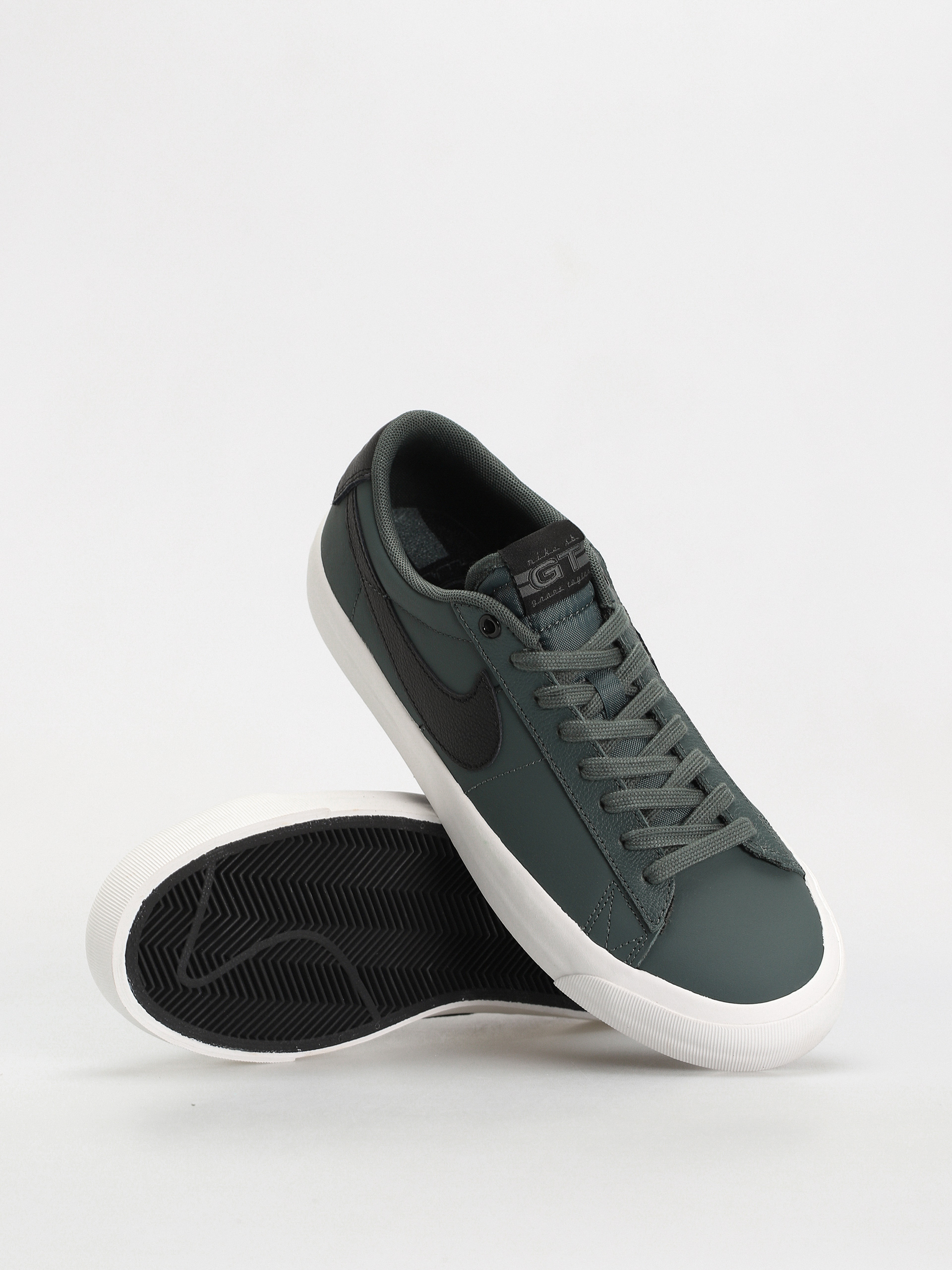 Pantofi Nike SB Blazer Low Pro Gt (vintage green/black vintage green)