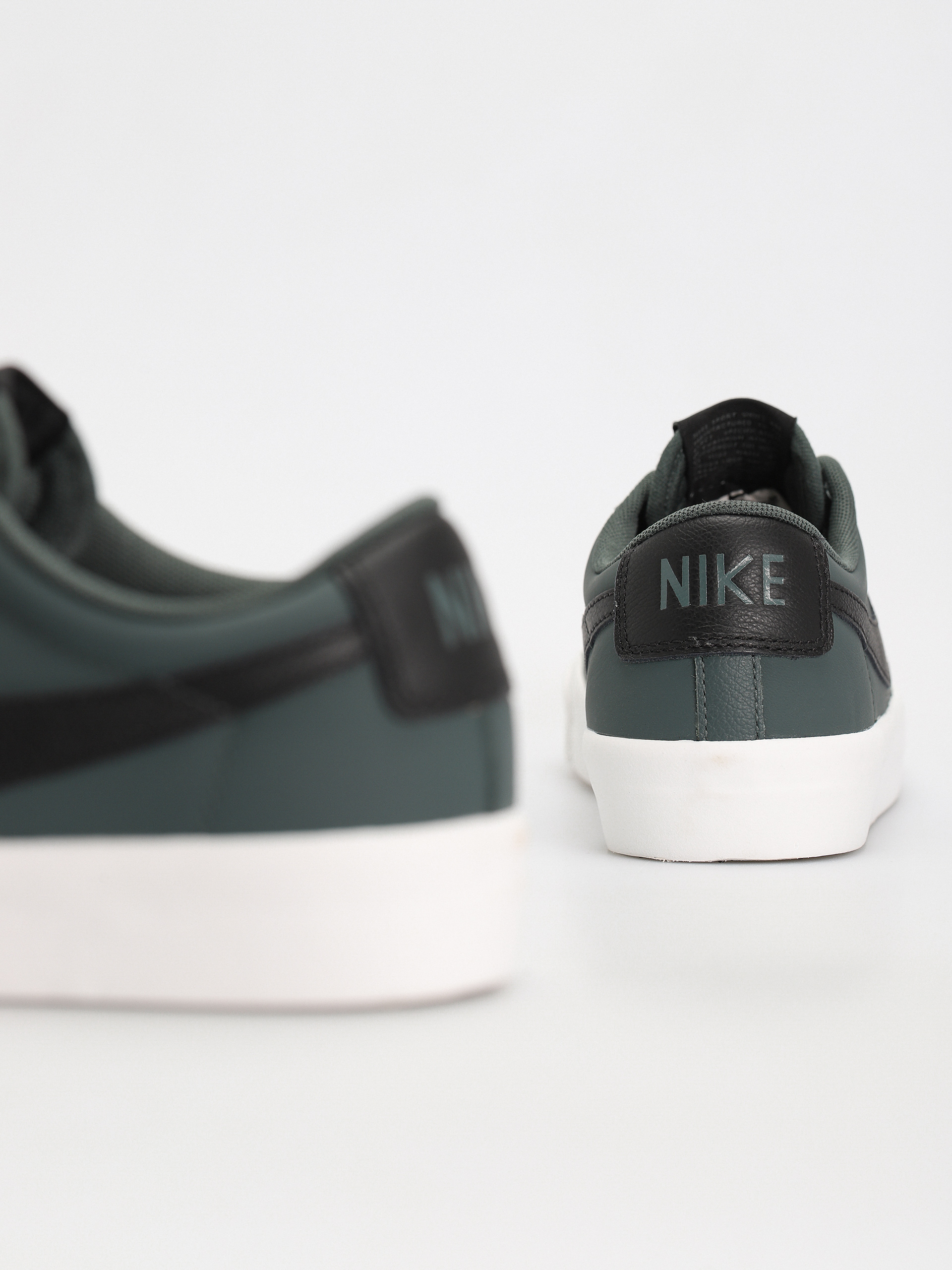 Pantofi Nike SB Blazer Low Pro Gt (vintage green/black vintage green)