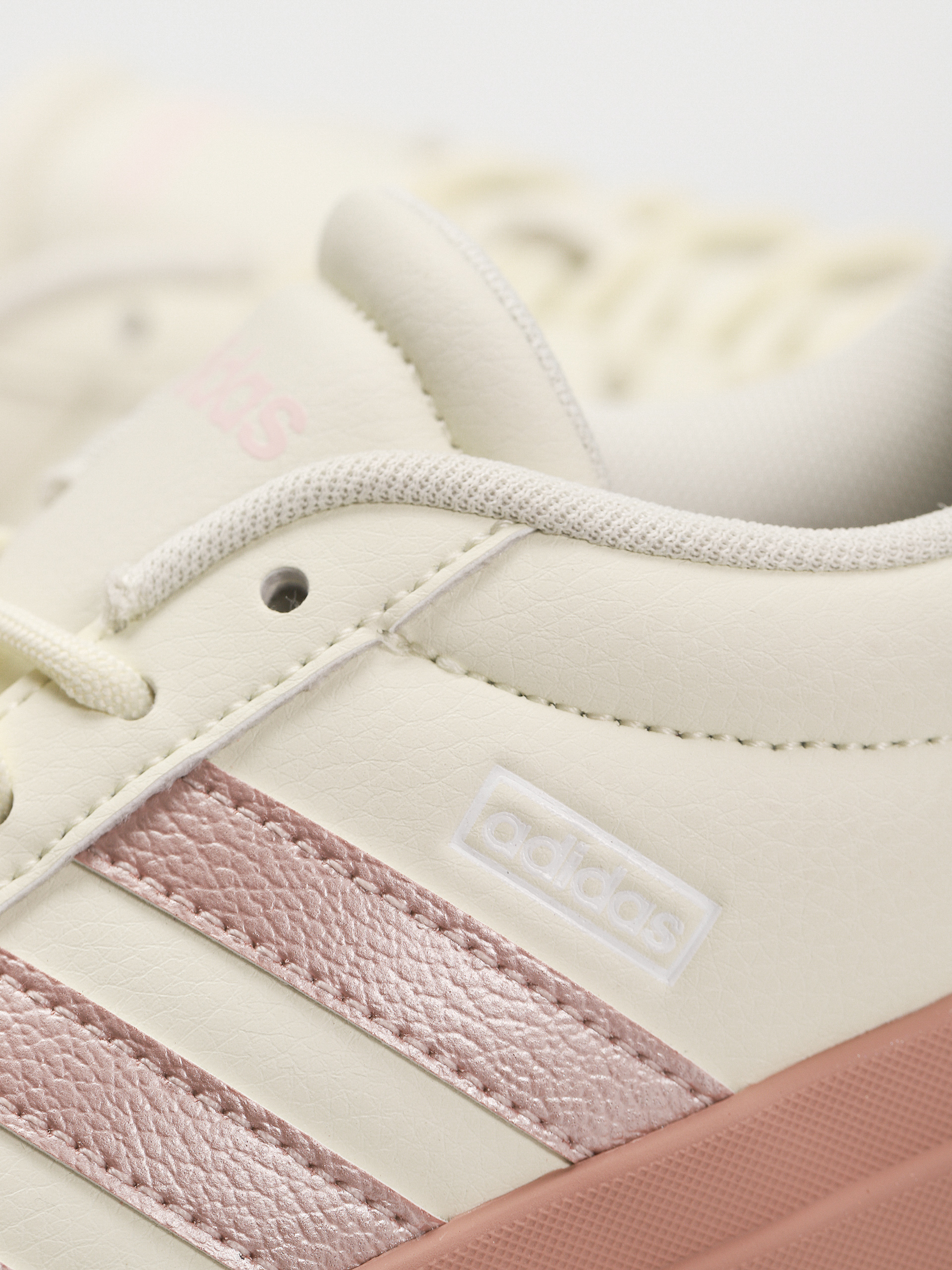 Pantofi adidas Originals Vl Court Bold Wmn (ivory/sapime/sanpin)