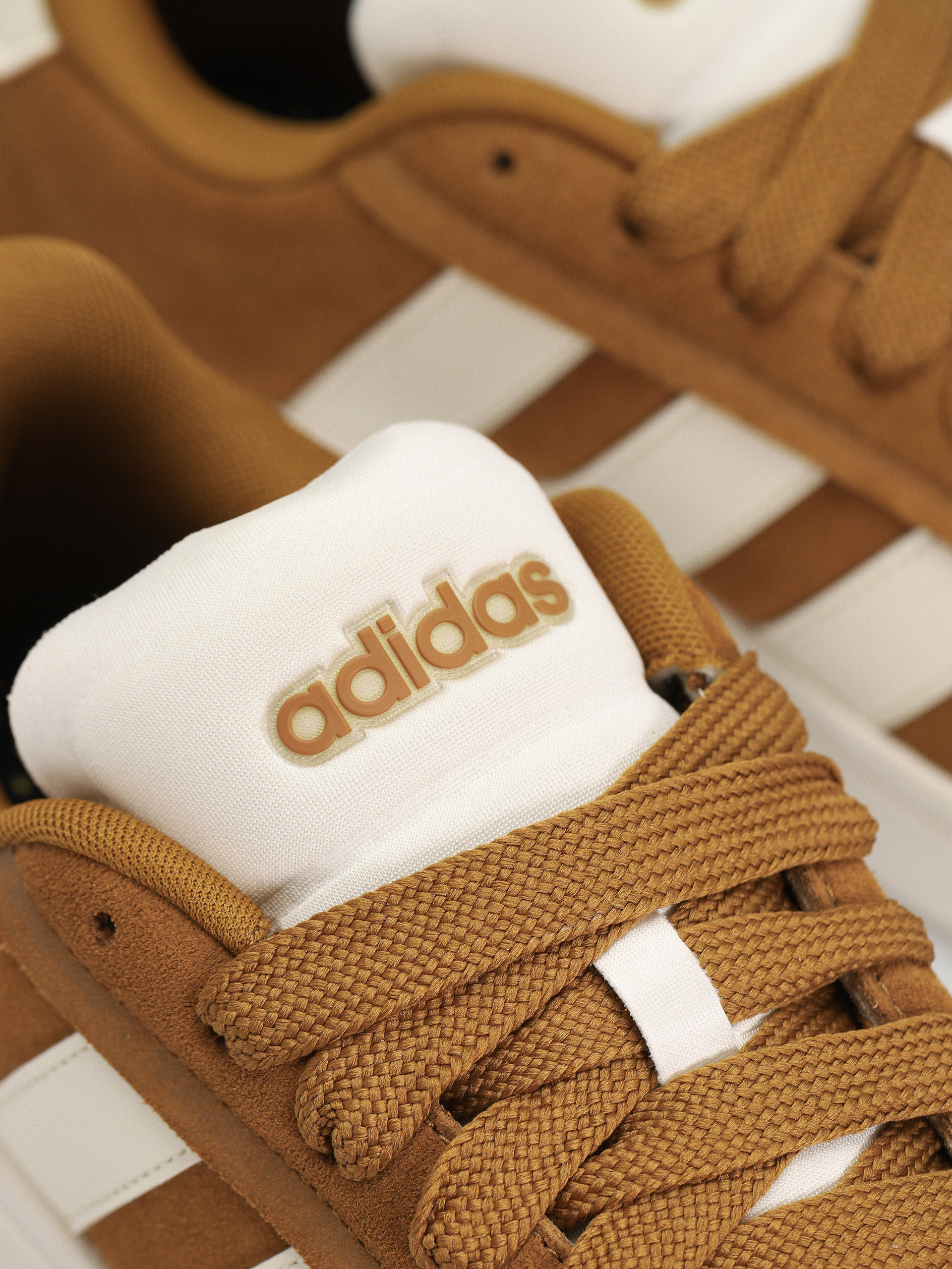 Pantofi adidas Grand Court Alpha 0 (brostr/owhite/owhite)