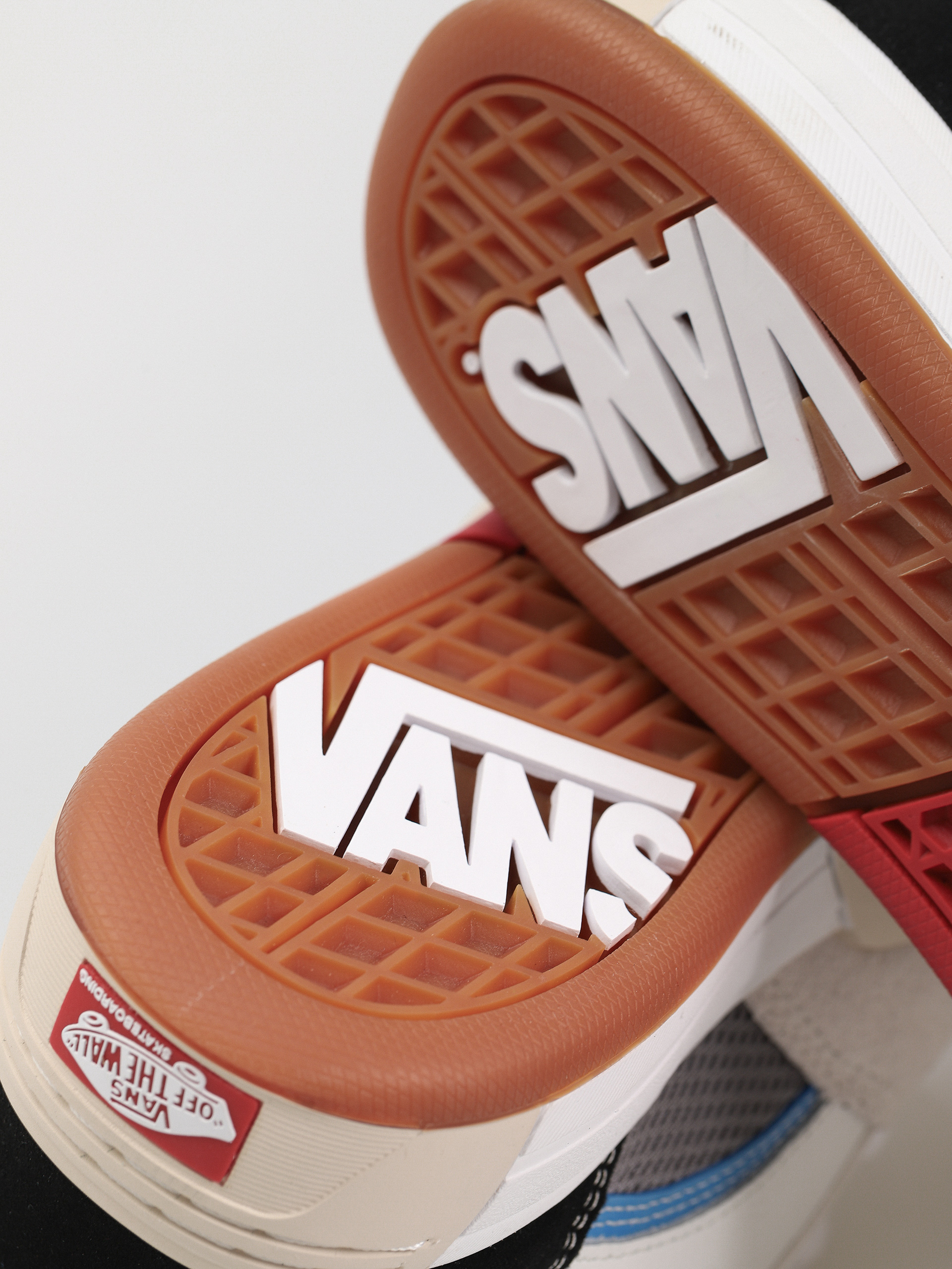 Pantofi Vans Skate Mixxa (athletic white/multi)