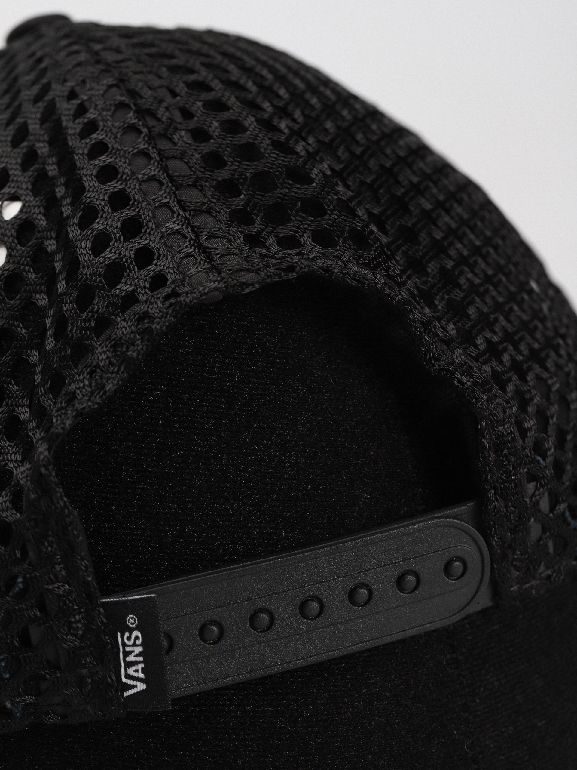 Șapcă Vans Retro Unstructured Trucker (black)