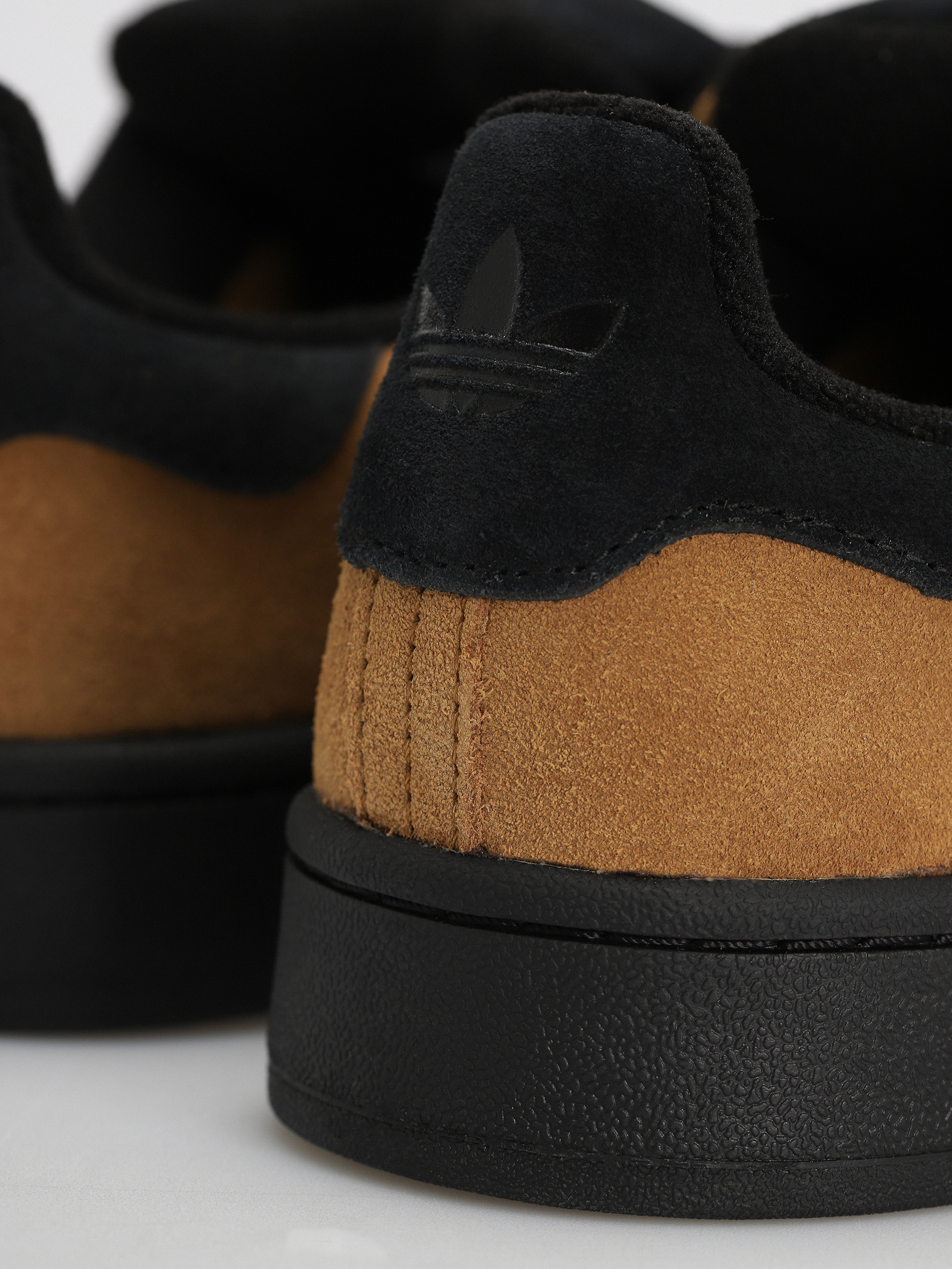 Pantofi adidas Campus 00s (cblack/cblack/brostr)