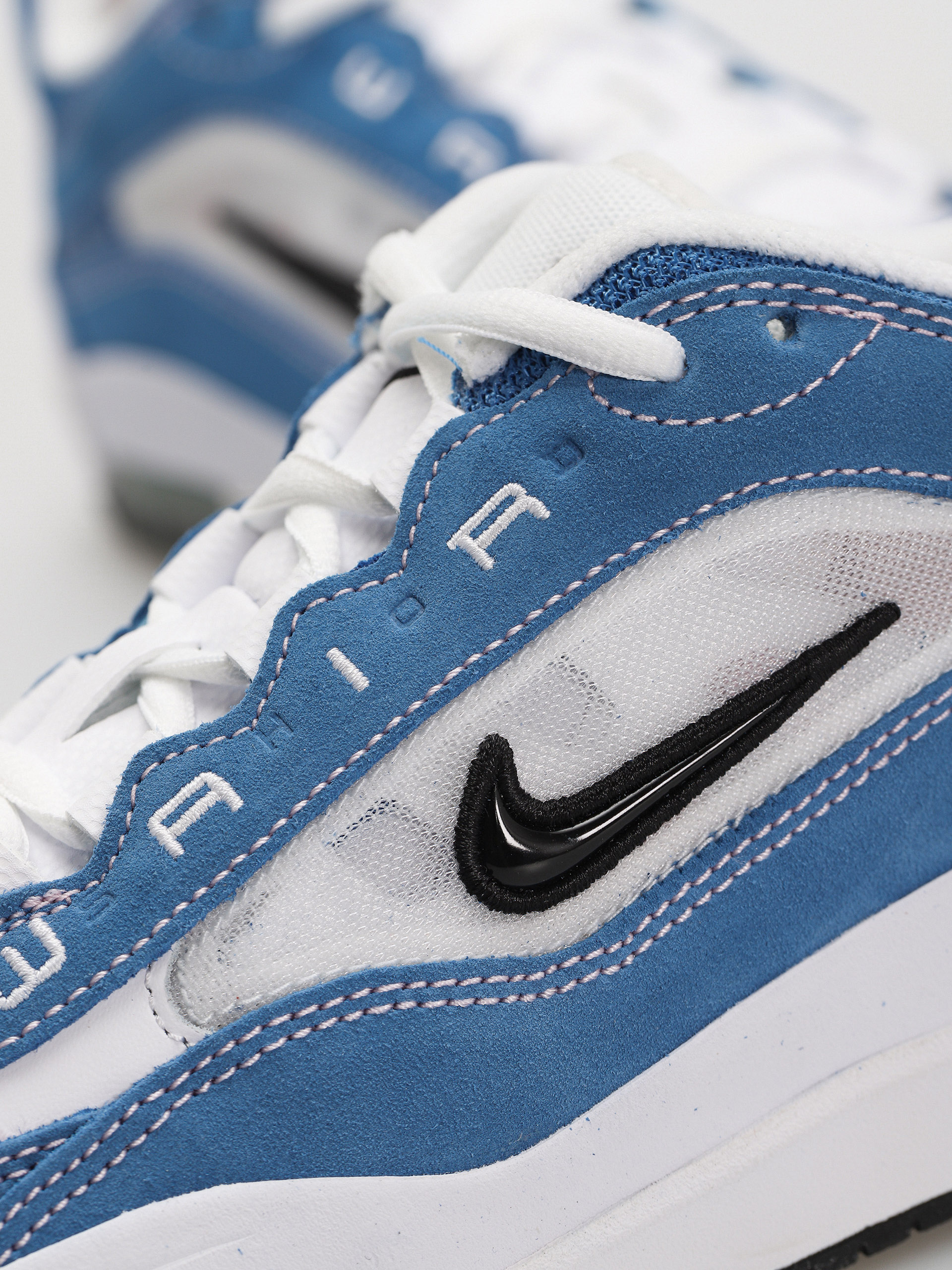 Pantofi Nike SB Air Max Ishod (star blue/black white med soft pink)