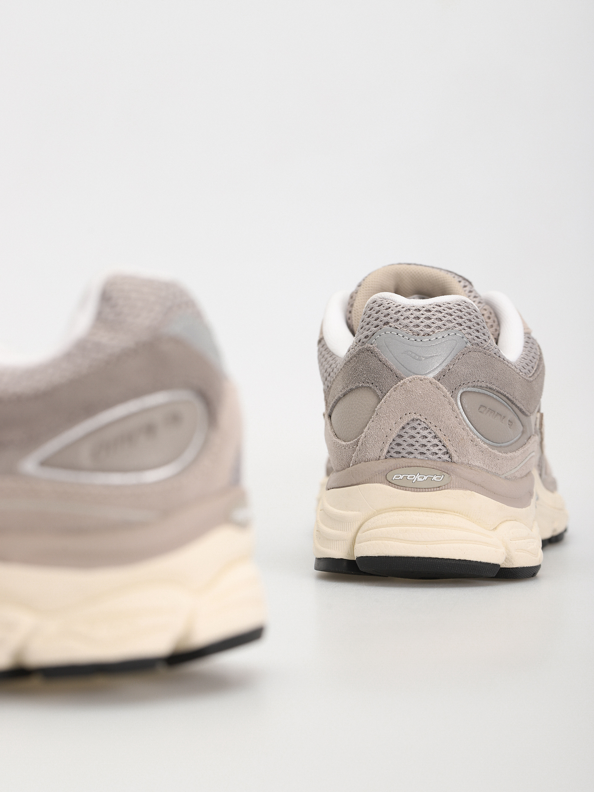 Pantofi Saucony Progrid Omni 9 (grey)