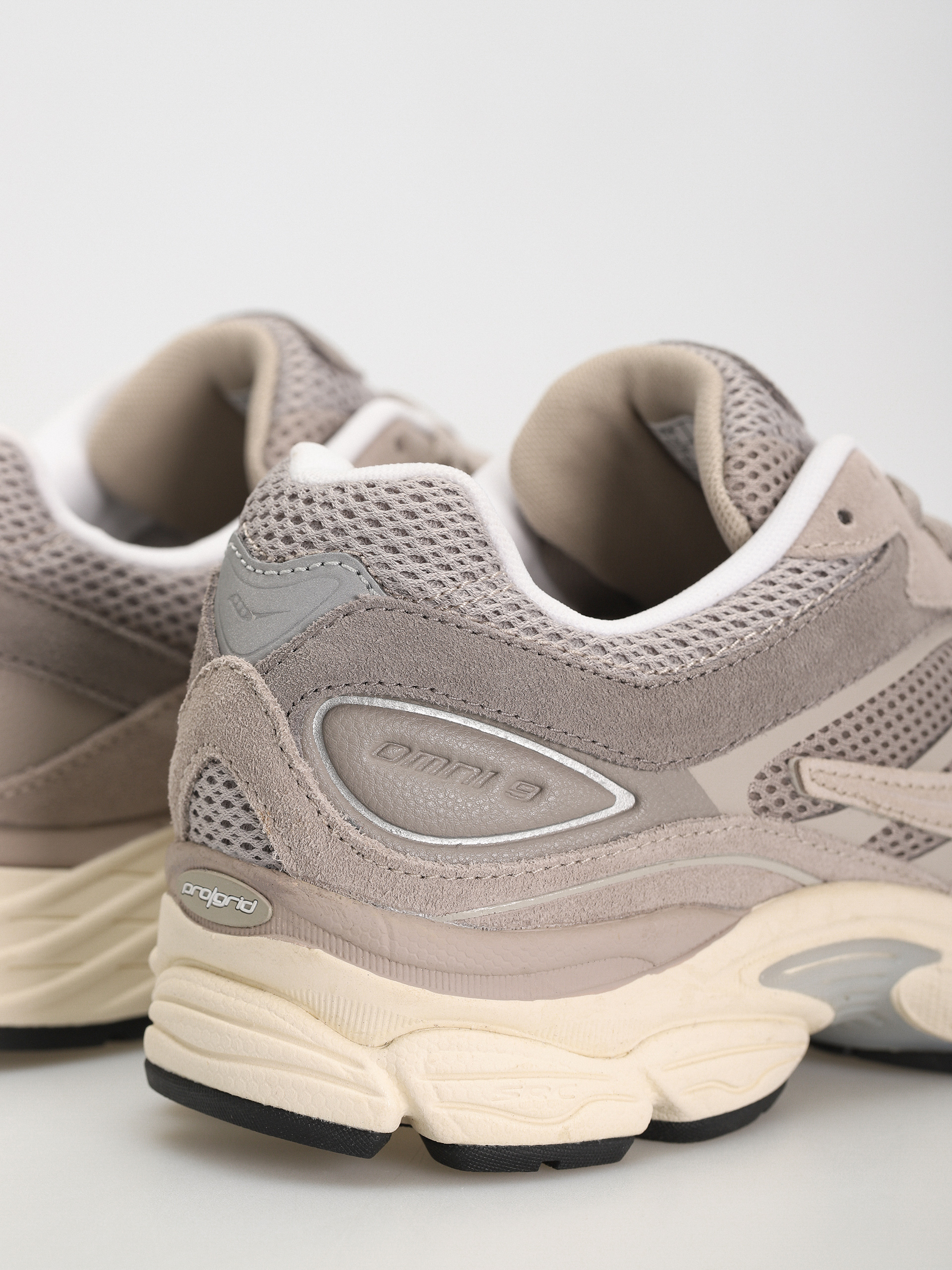 Pantofi Saucony Progrid Omni 9 (grey)