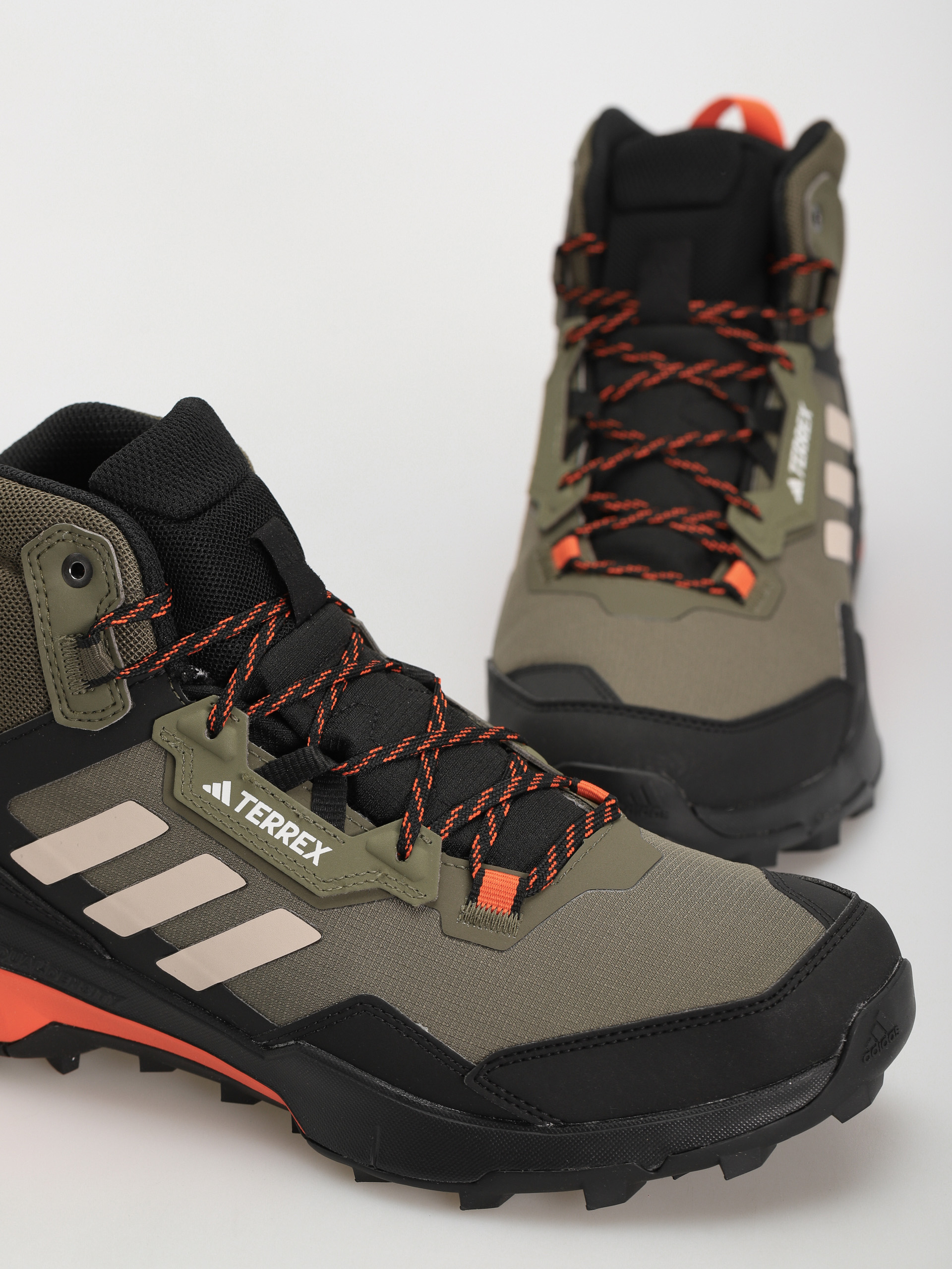 Pantofi adidas Terrex Ax4 Mid Gtx - verde (olistr/wonbei/cblack)