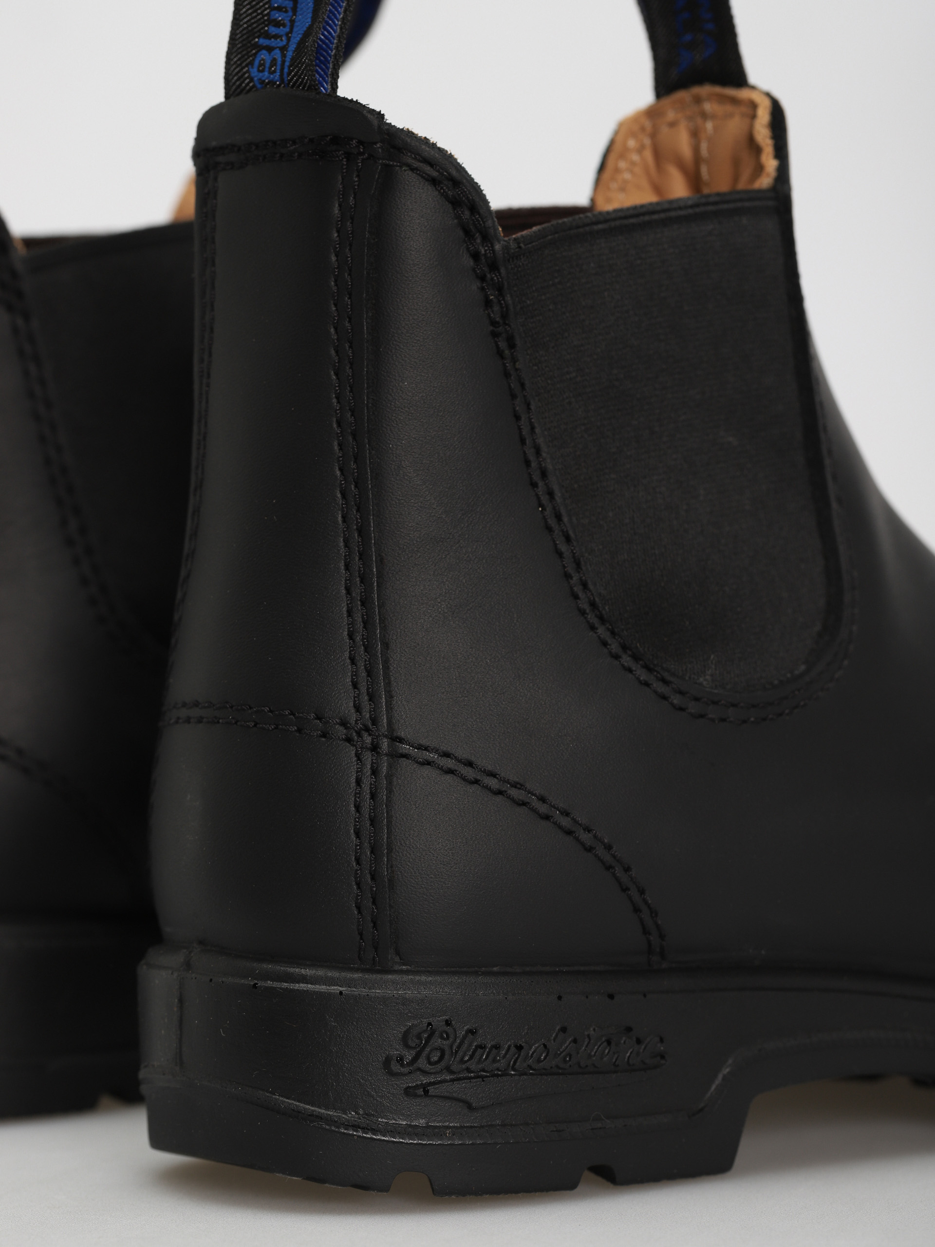 Pantofi Blundstone 566 (black)