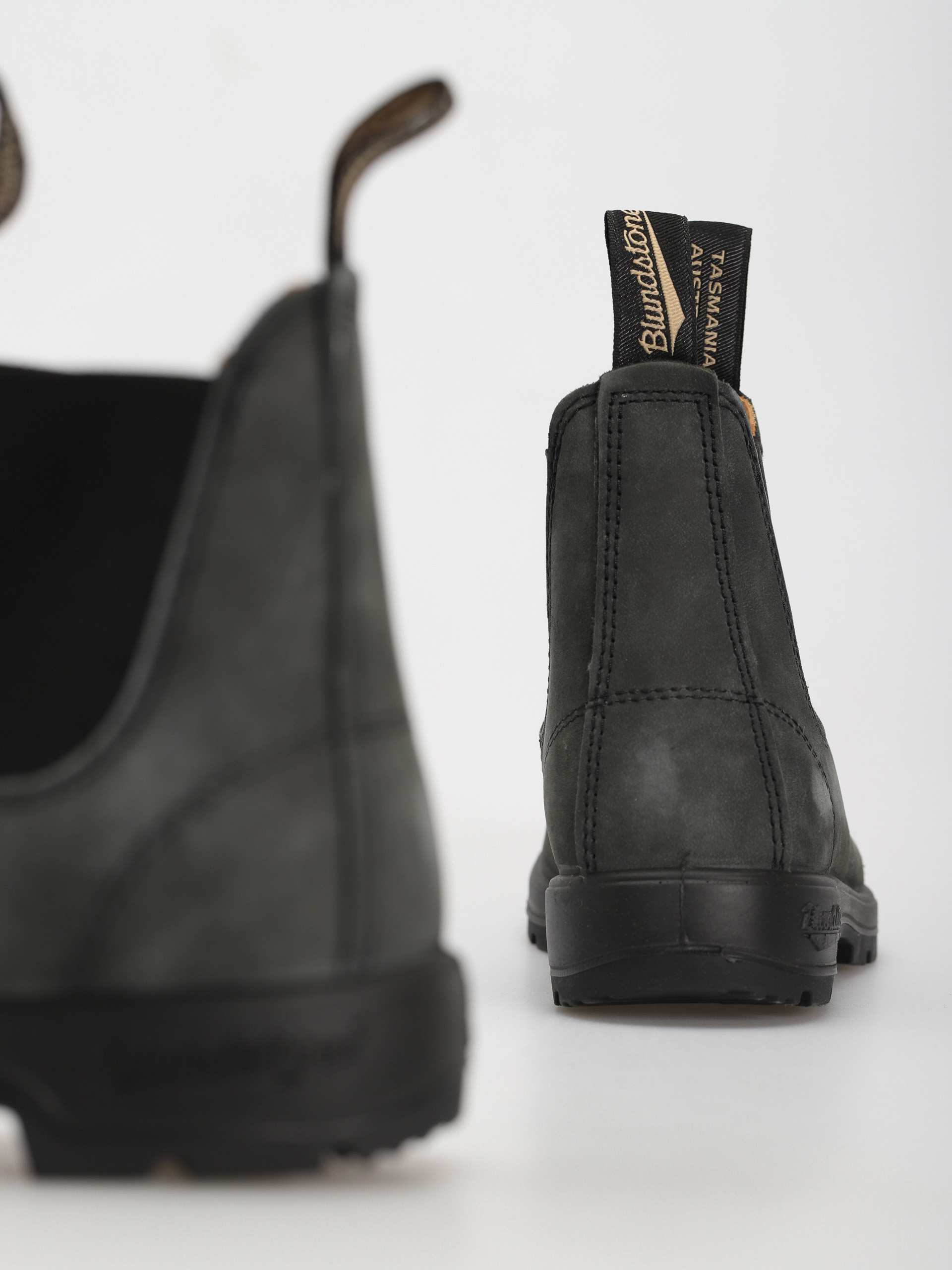 Pantofi Blundstone 587 (rustic black)