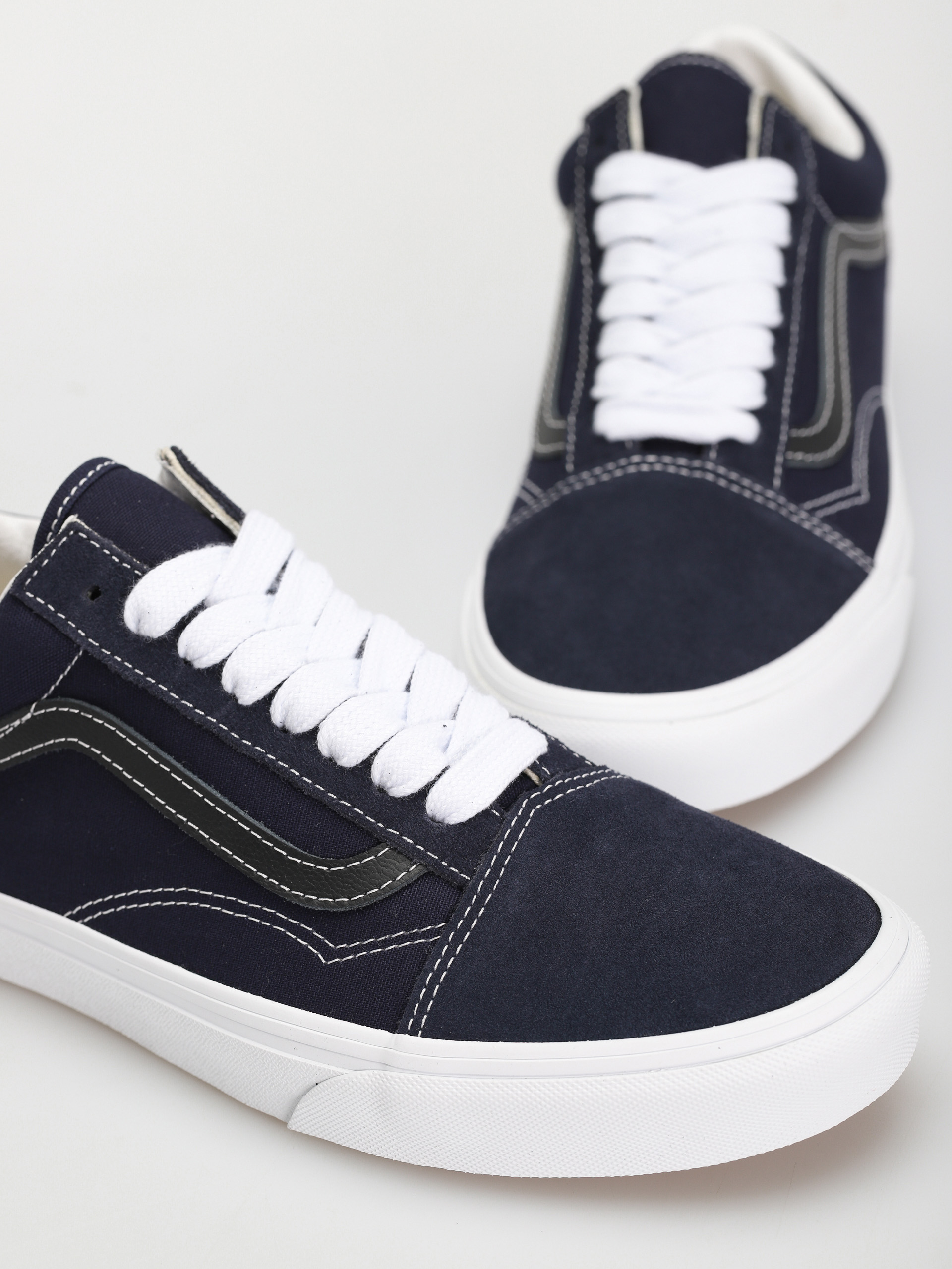 Pantofi Vans Old Skool (oversized lace parisian night)