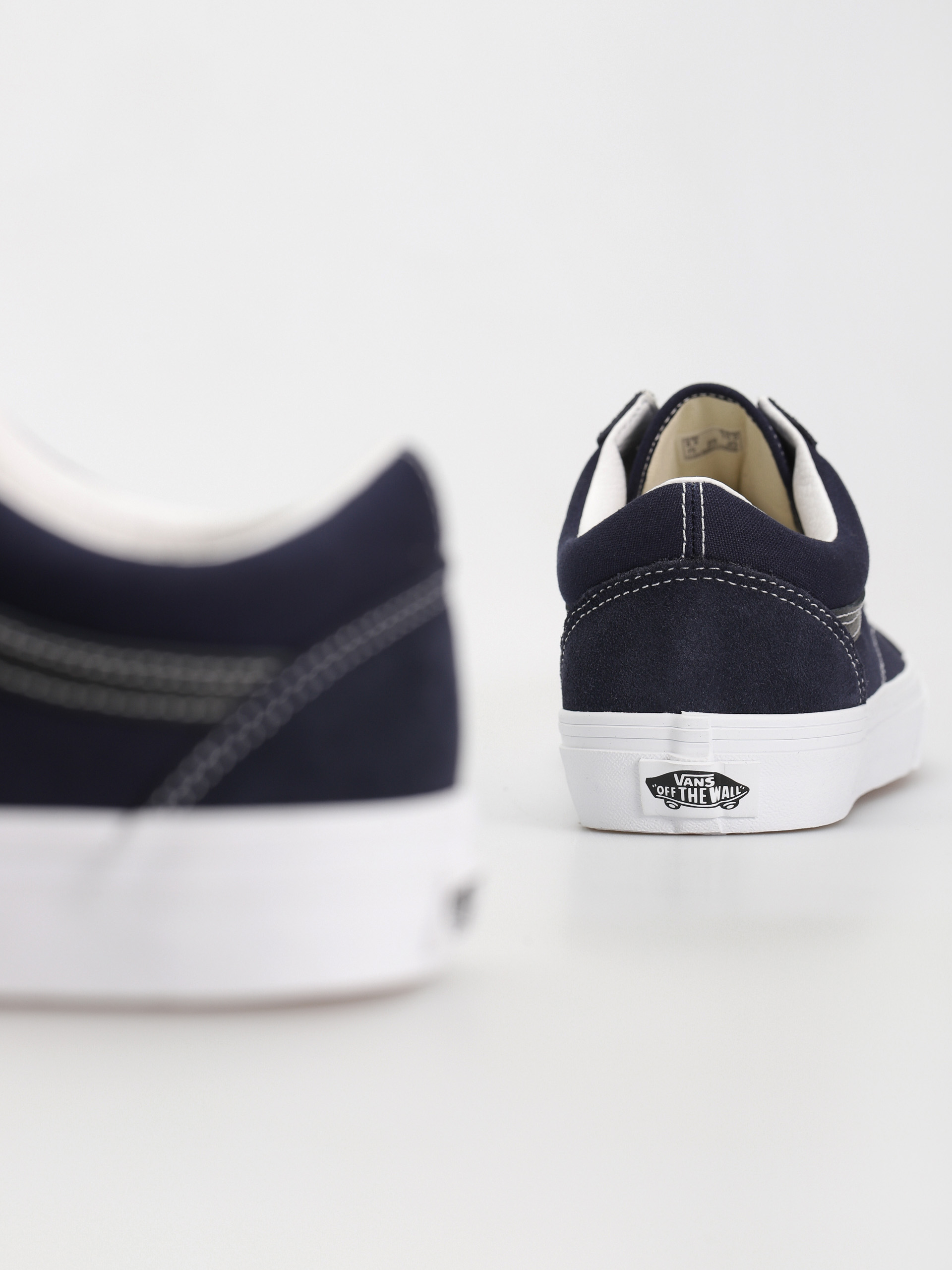 Pantofi Vans Old Skool (oversized lace parisian night)