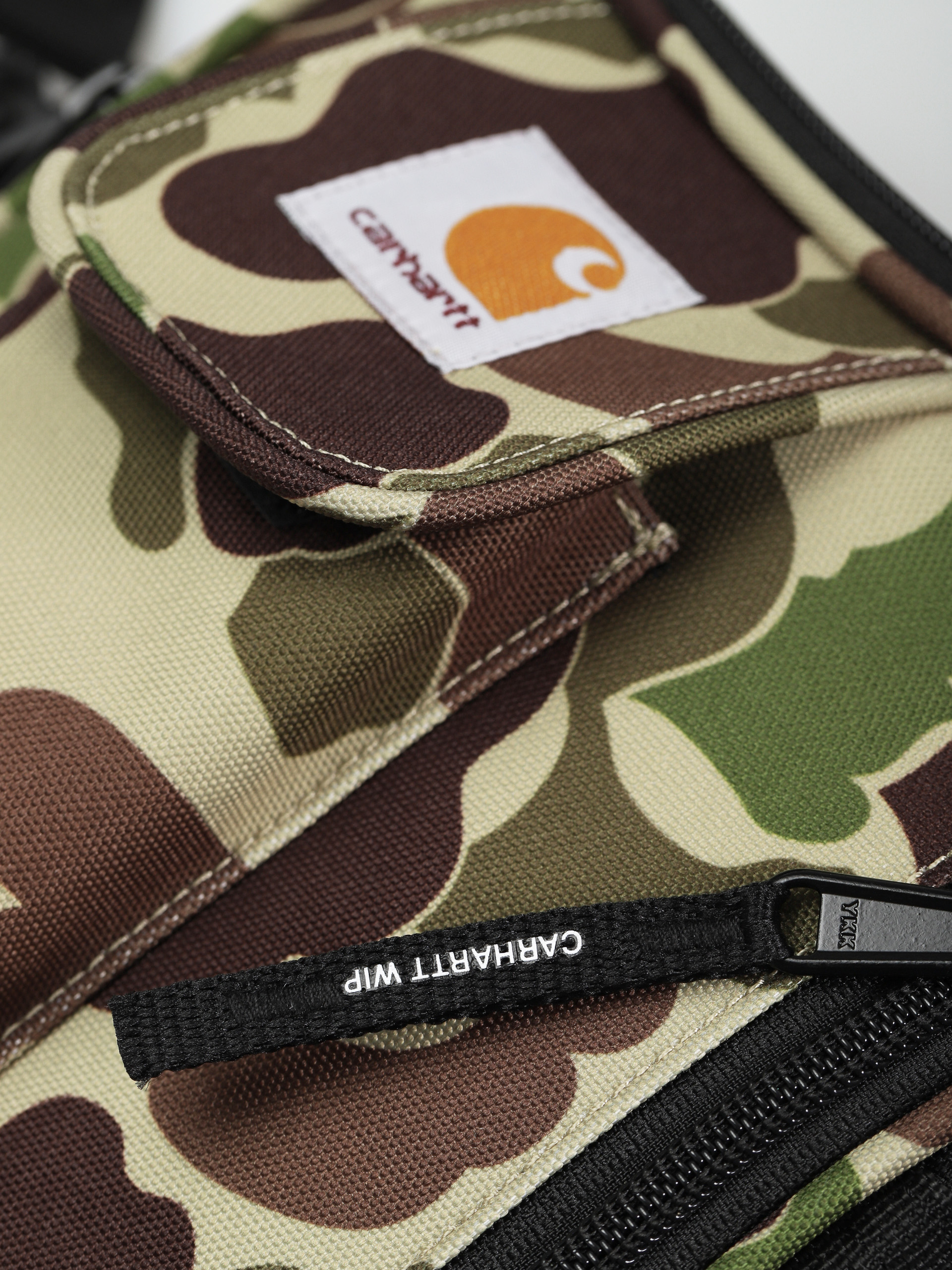 Geantă Carhartt WIP Essentials (camo duck green)