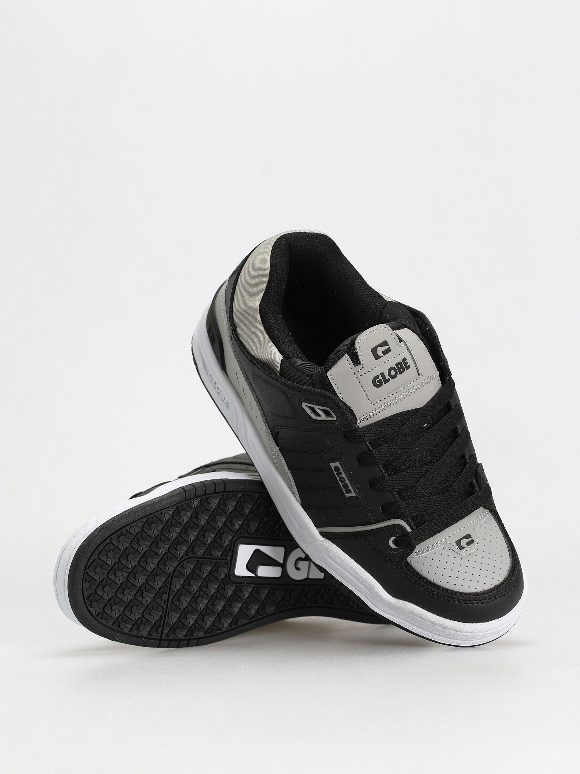 Pantofi Globe Fusion (black/steel/white)