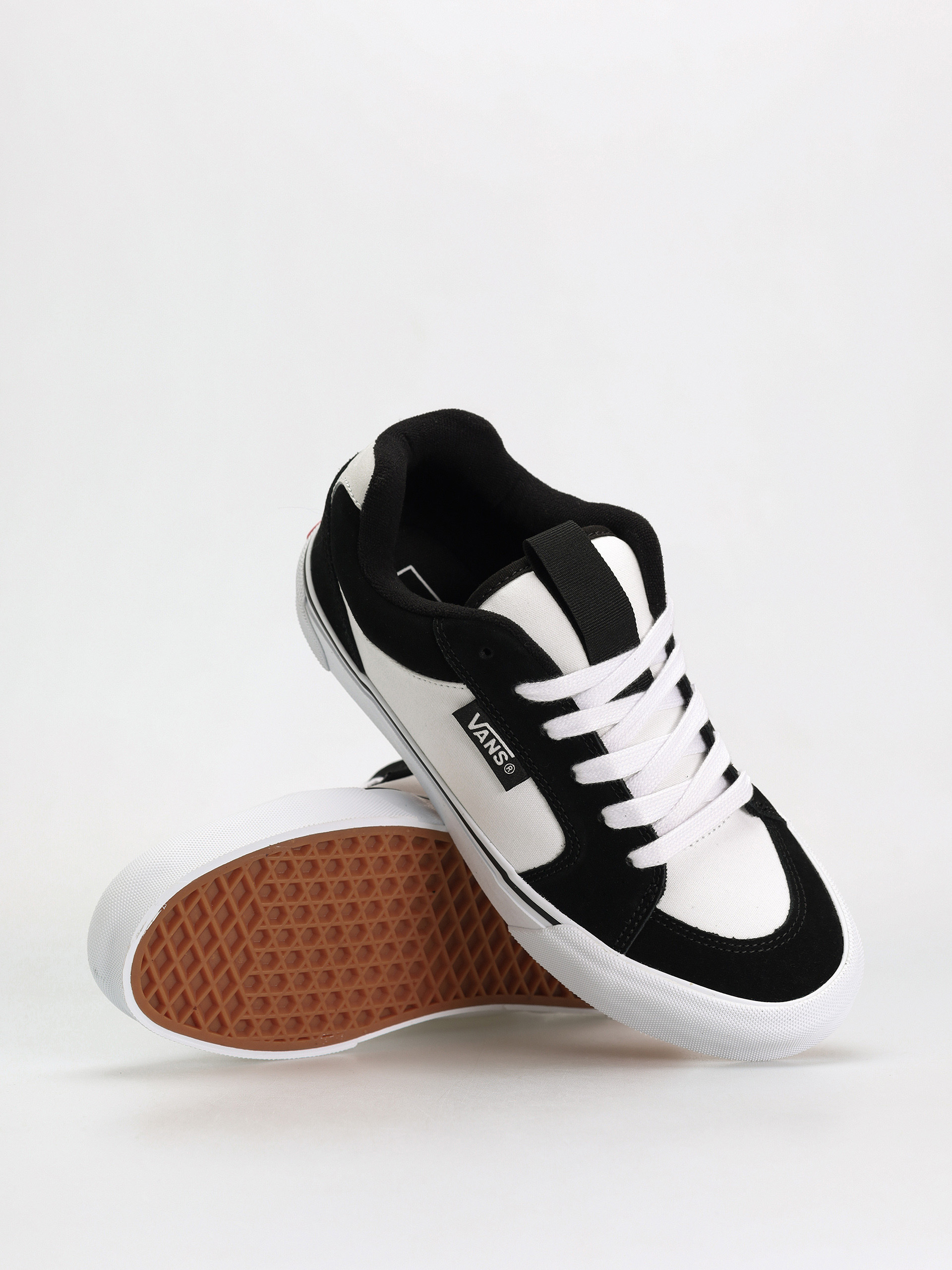 Pantofi Vans Chukka Push (2-tone black/white)