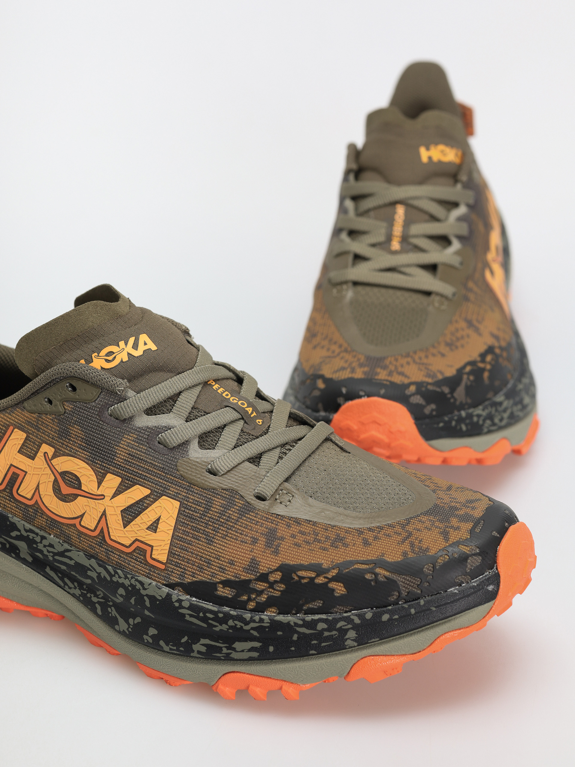 Pantofi Hoka Speedgoat 6 - verde (antique olive/squash)
