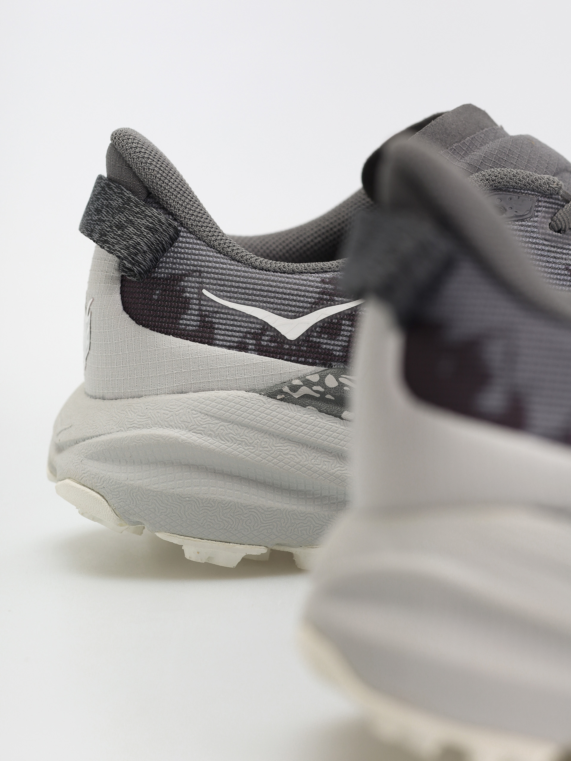 Pantofi Hoka Speedgoat 6 Wmn (outer orbit/stardust)