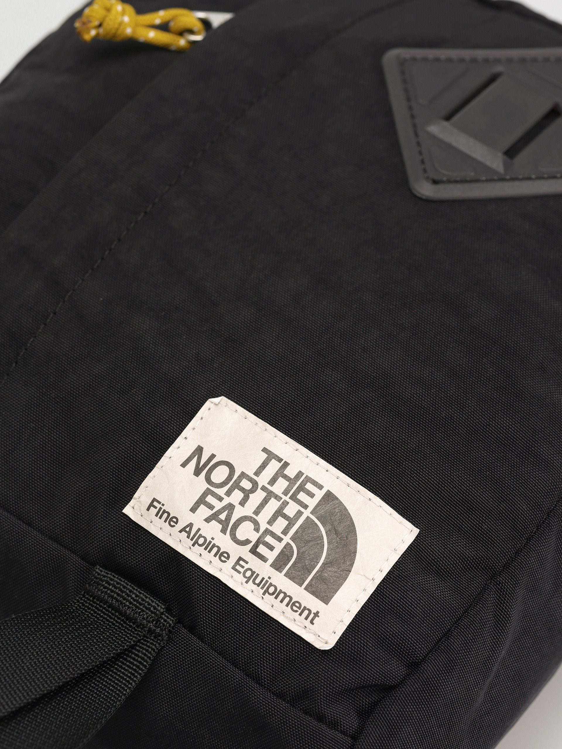 Geantă The North Face Berkeley Crossbody (tnf black/mineral gold/)