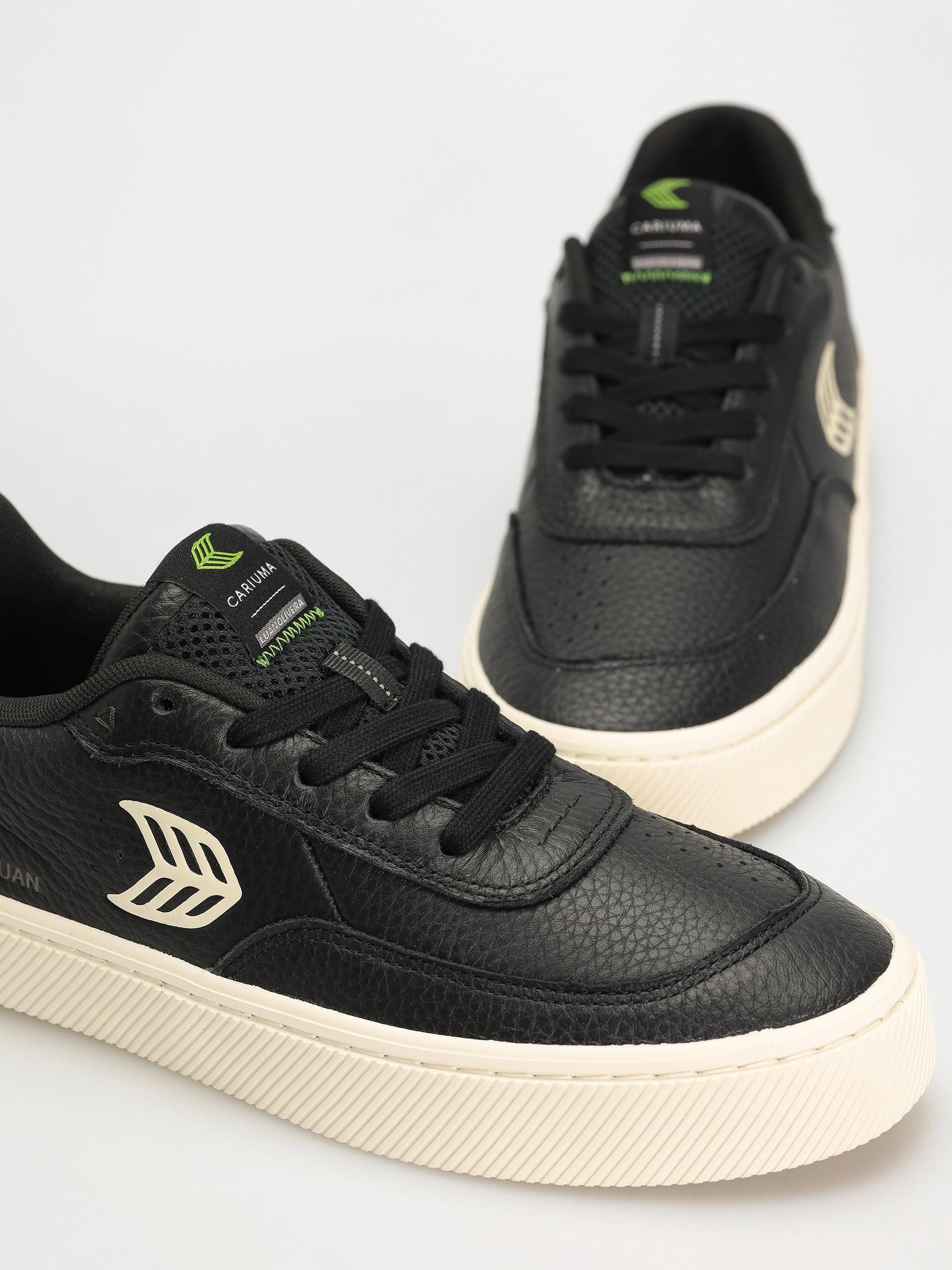 Pantofi Cariuma Luan Pro (black/ivory)