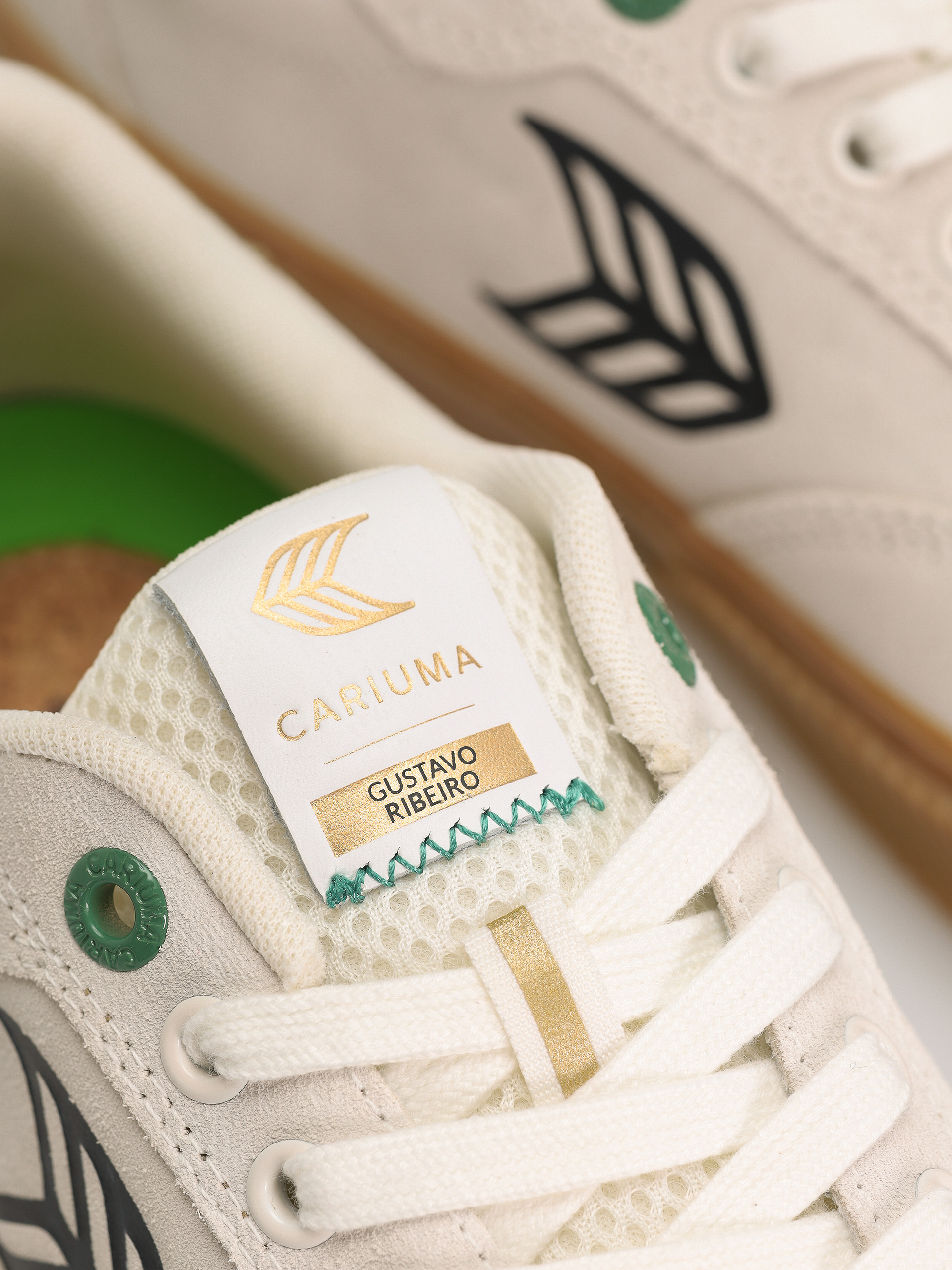 Pantofi Cariuma Naioca (smoke white/blue)