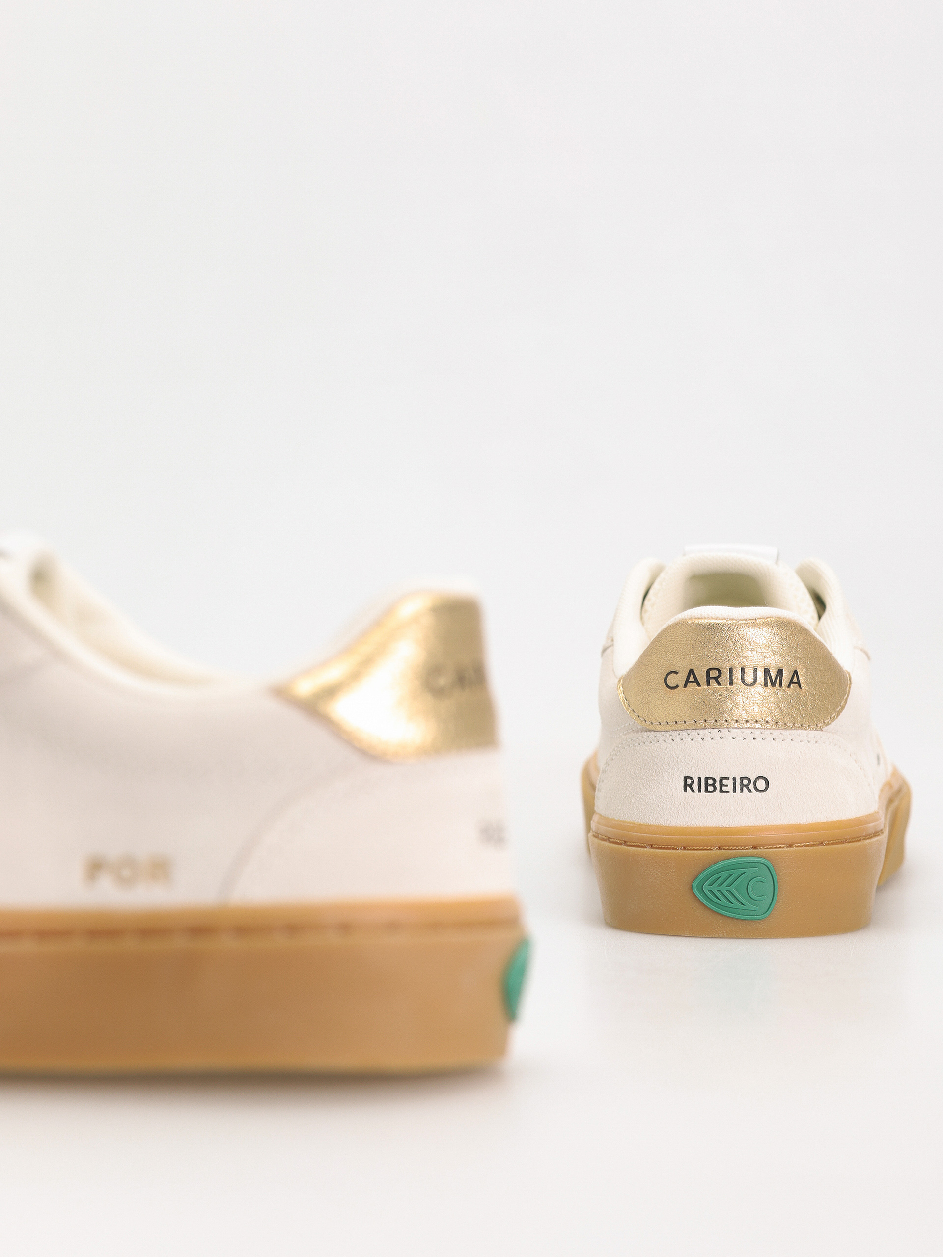 Pantofi Cariuma Naioca (smoke white/blue)