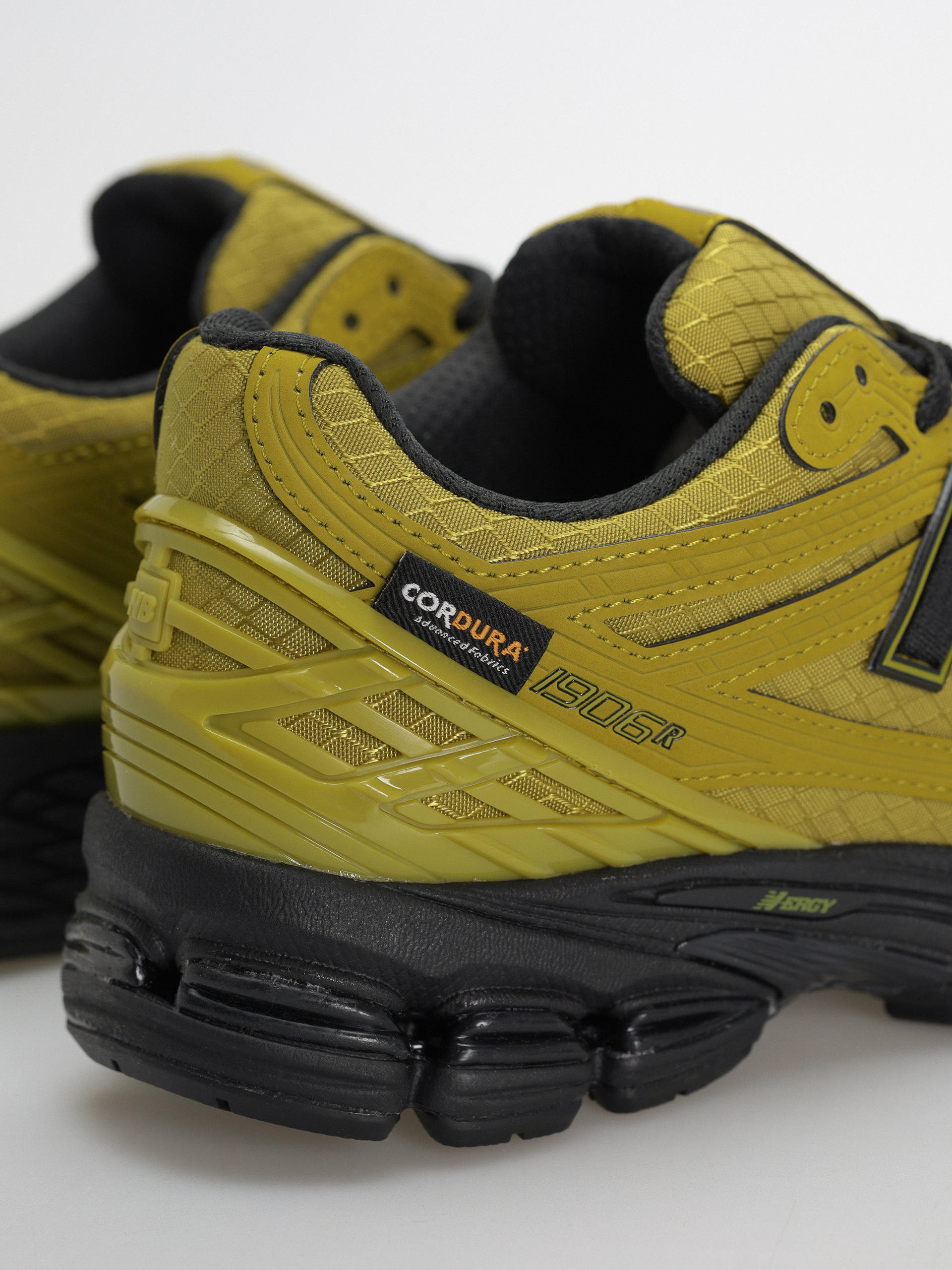 Pantofi New Balance 1906 (green)