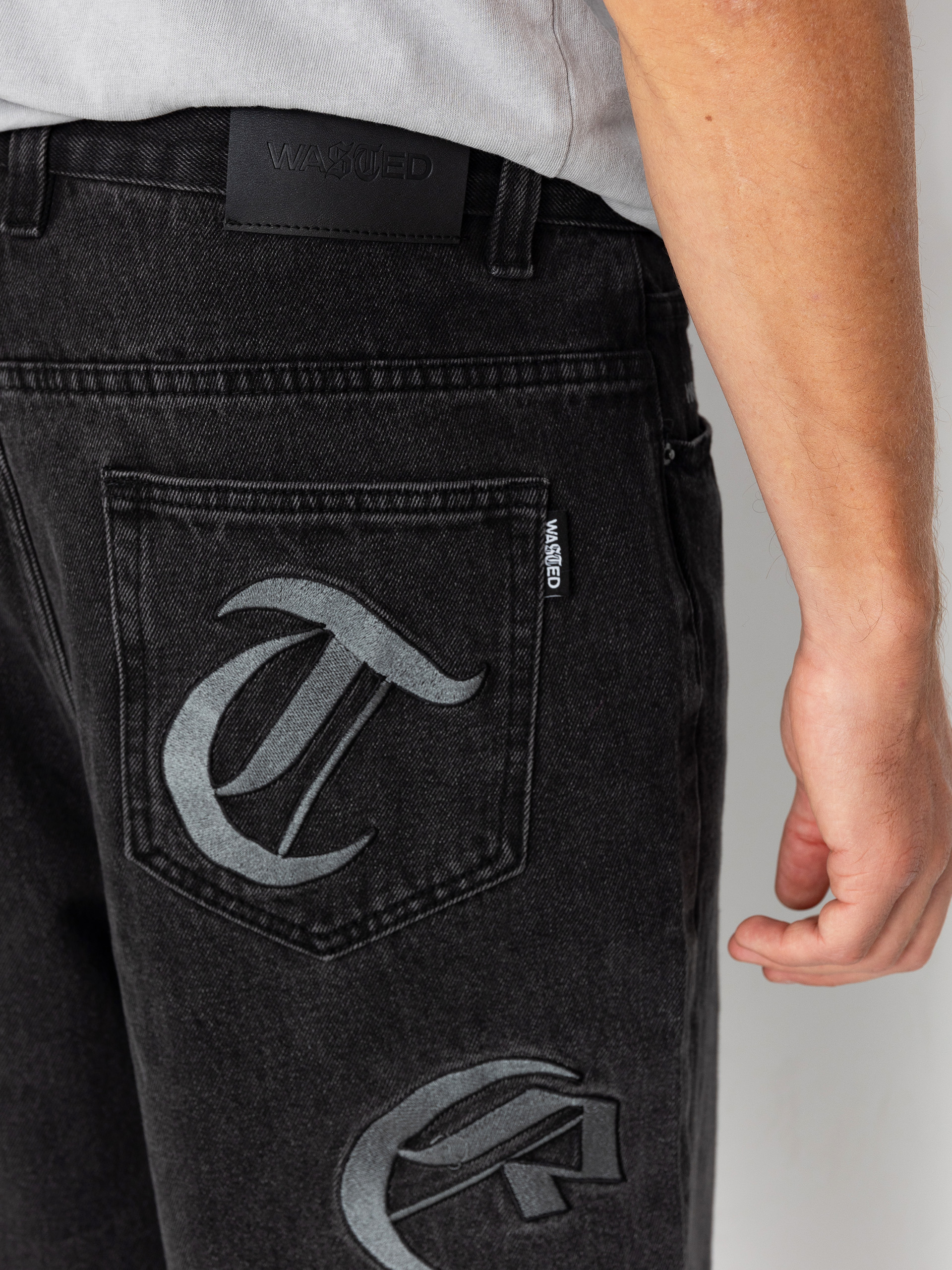 Pantaloni Wasted Paris Kingdom Curve Casper (faded black)