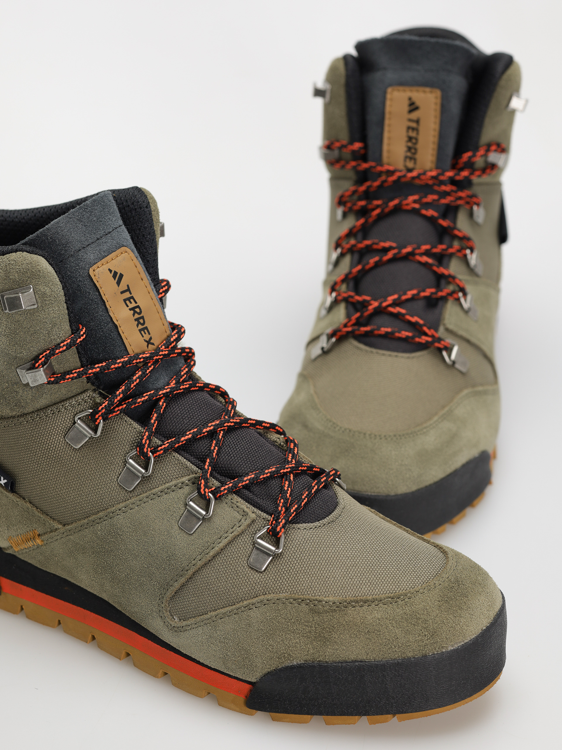 Pantofi adidas Terrex Snowpitch C. (olistr/brostr/seimor)