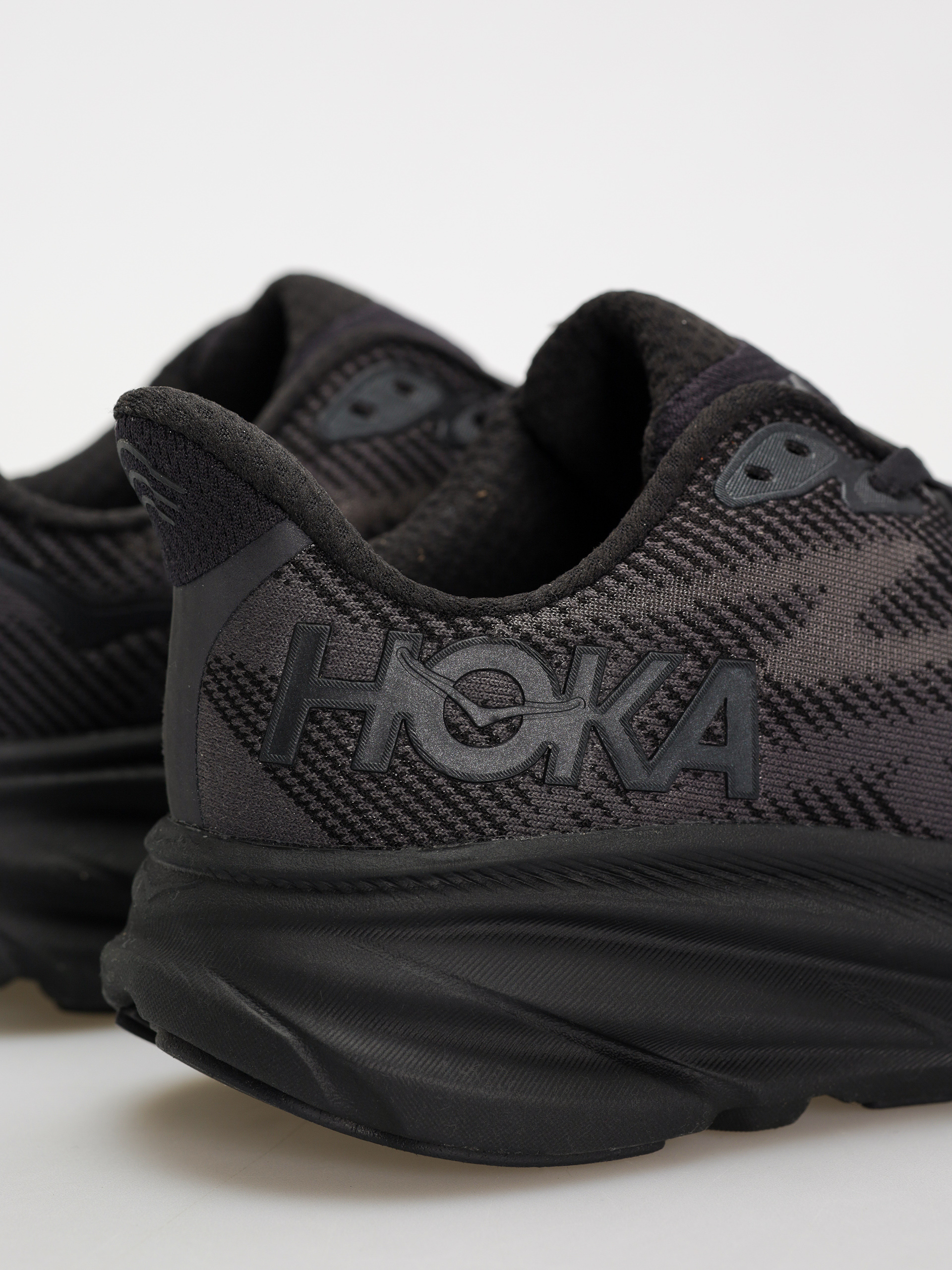 Pantofi Hoka Clifton 9 Wmn (black/black)