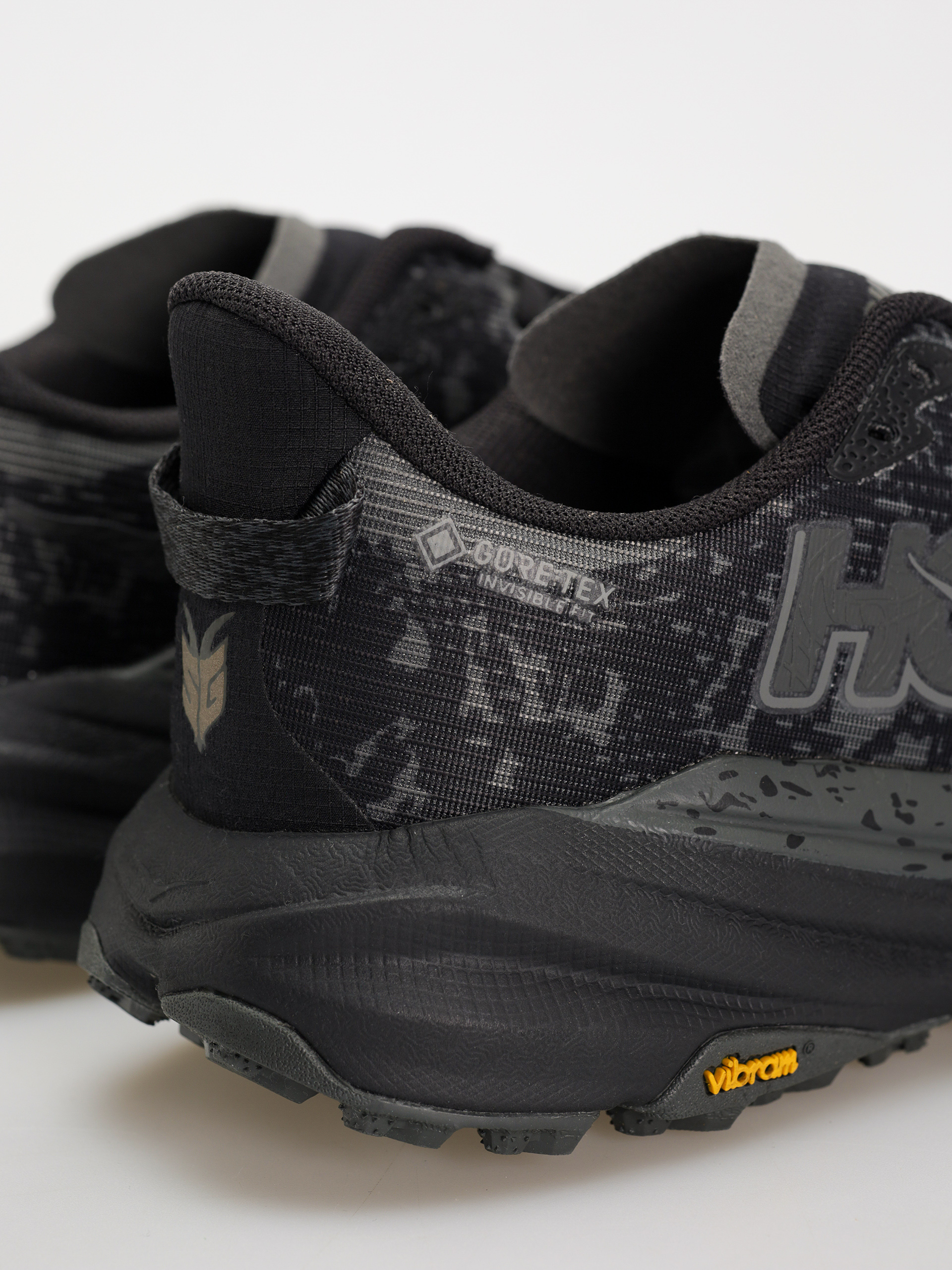 Pantofi Hoka Speedgoat 6 (black/outer orbit)