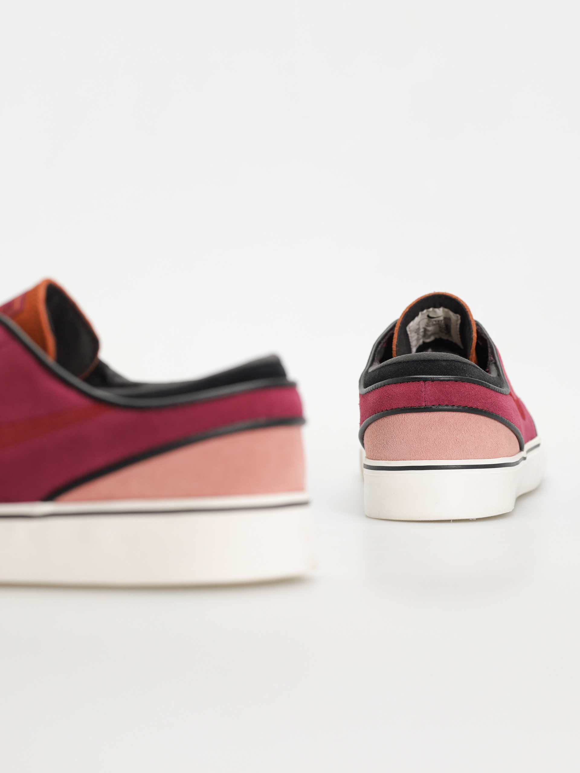Pantofi Nike SB Zoom Janoski OG+ (red stardust/team red rosewood)