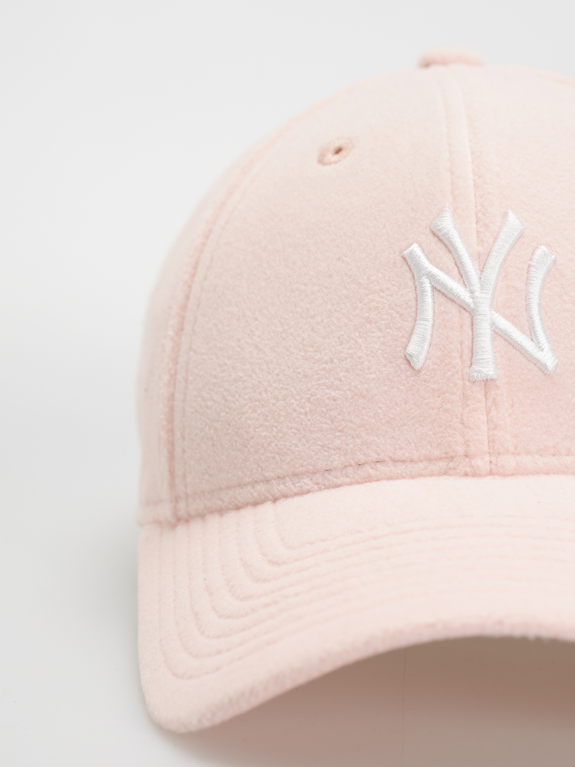 Șapcă New Era Cosy 9Forty New York Yankees Wmn (pink/white)