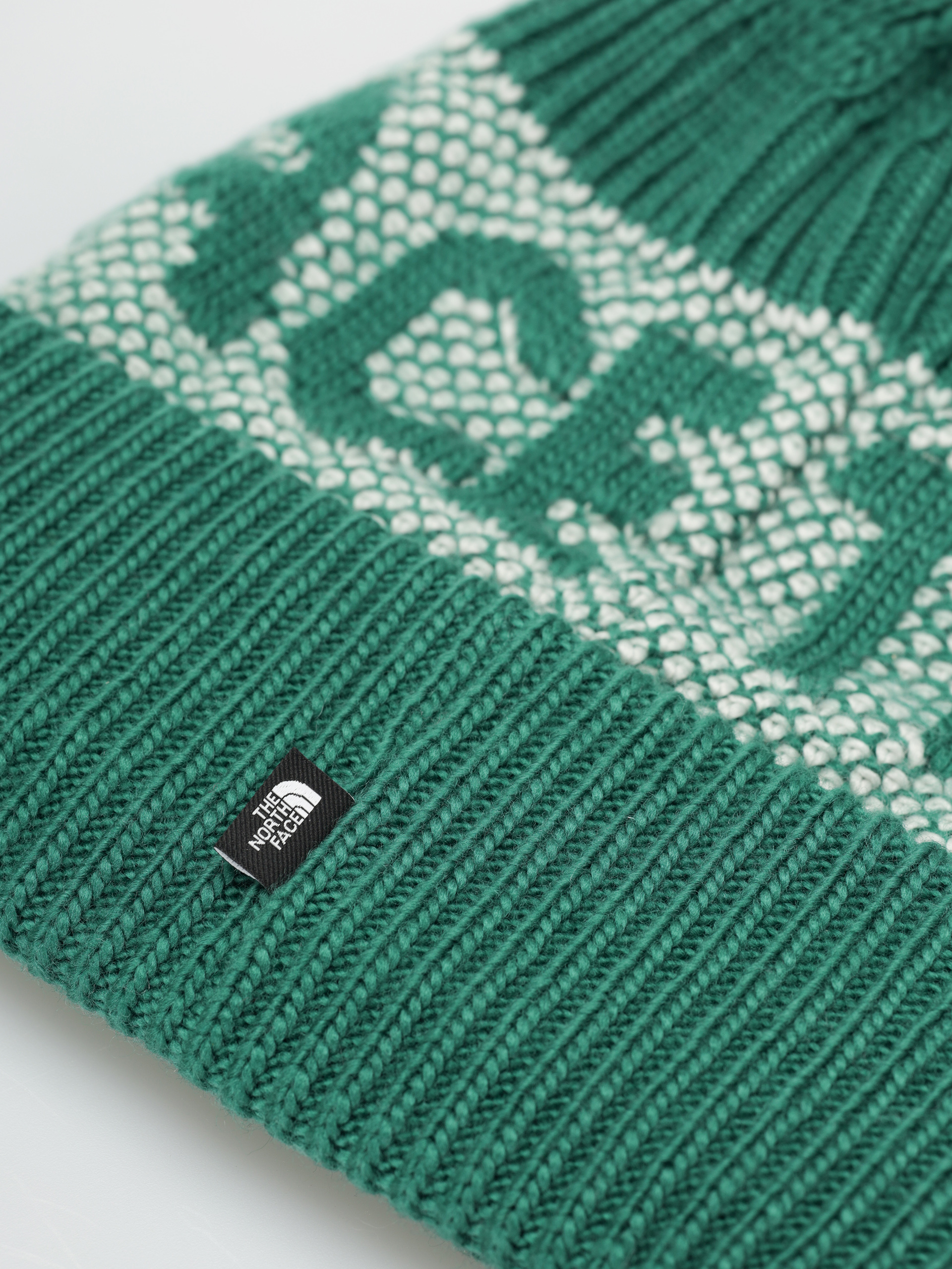 Căciulă The North Face Retro Cabin (evergreen/white dune)