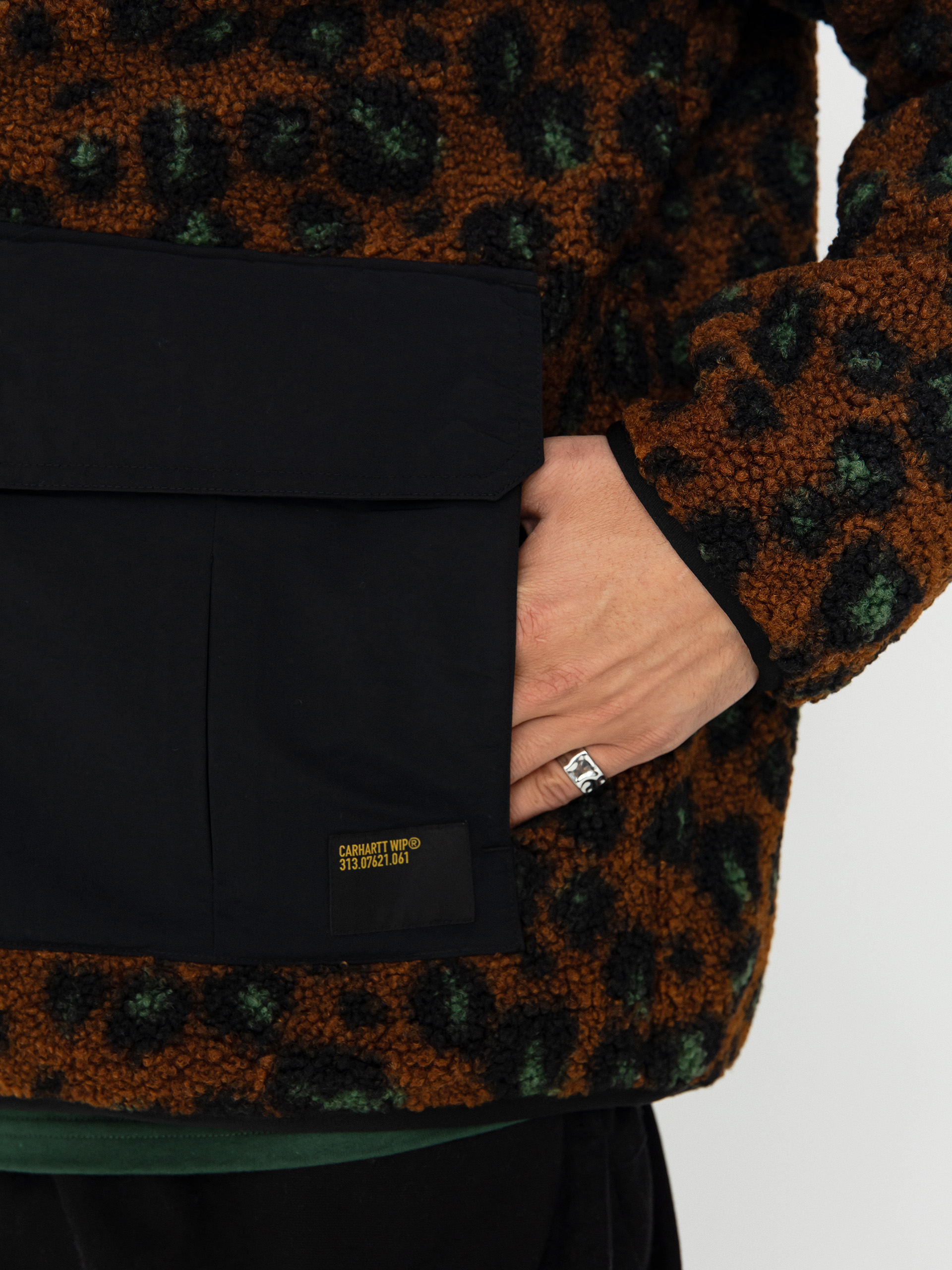 Geacă Carhartt WIP Devin Liner (camo leo jacquard/tamarind/black)