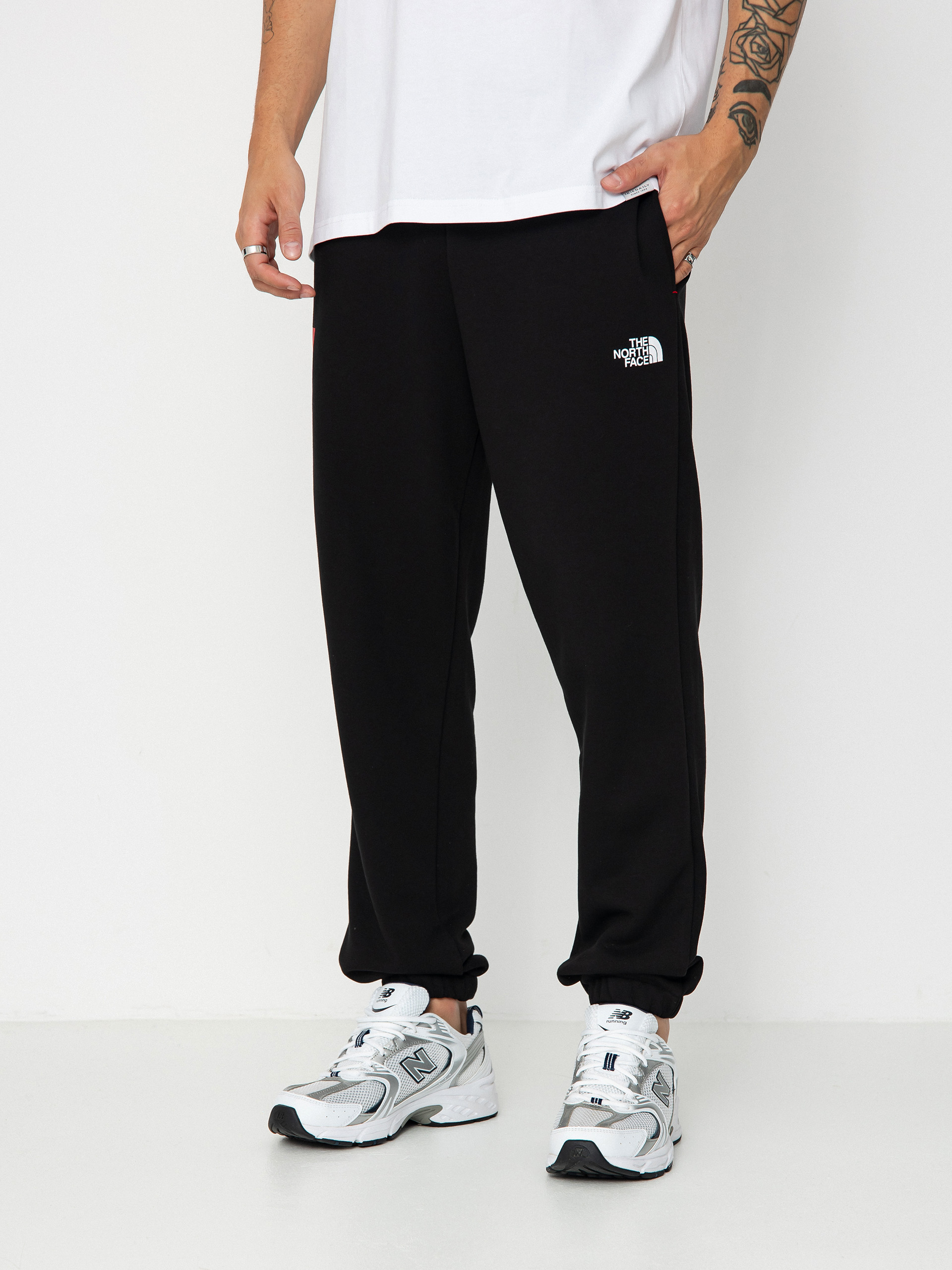 Pantaloni The North Face Axys Jogger (tnf black)