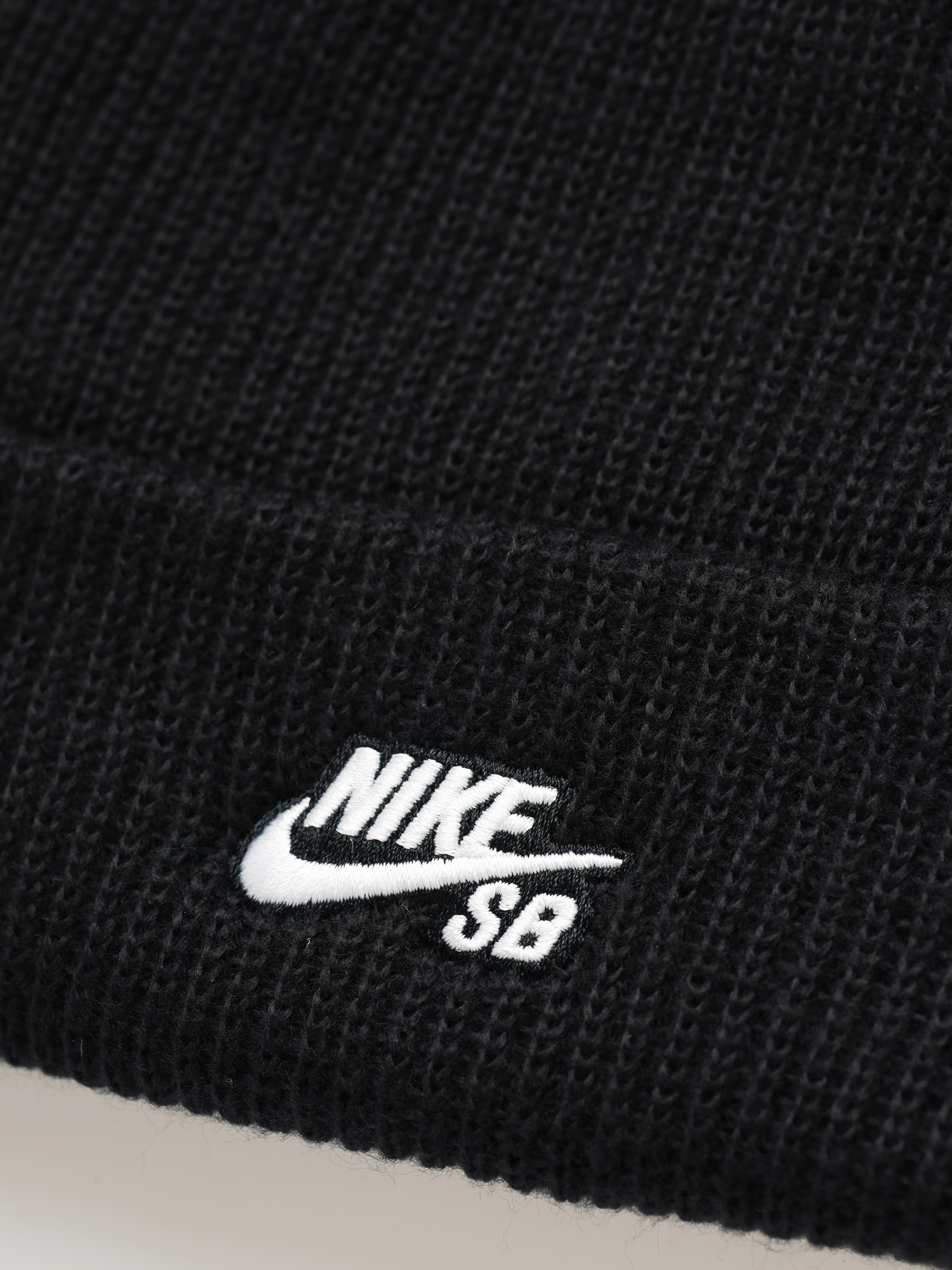 Căciulă Nike SB Terra (black/dark grey/white)