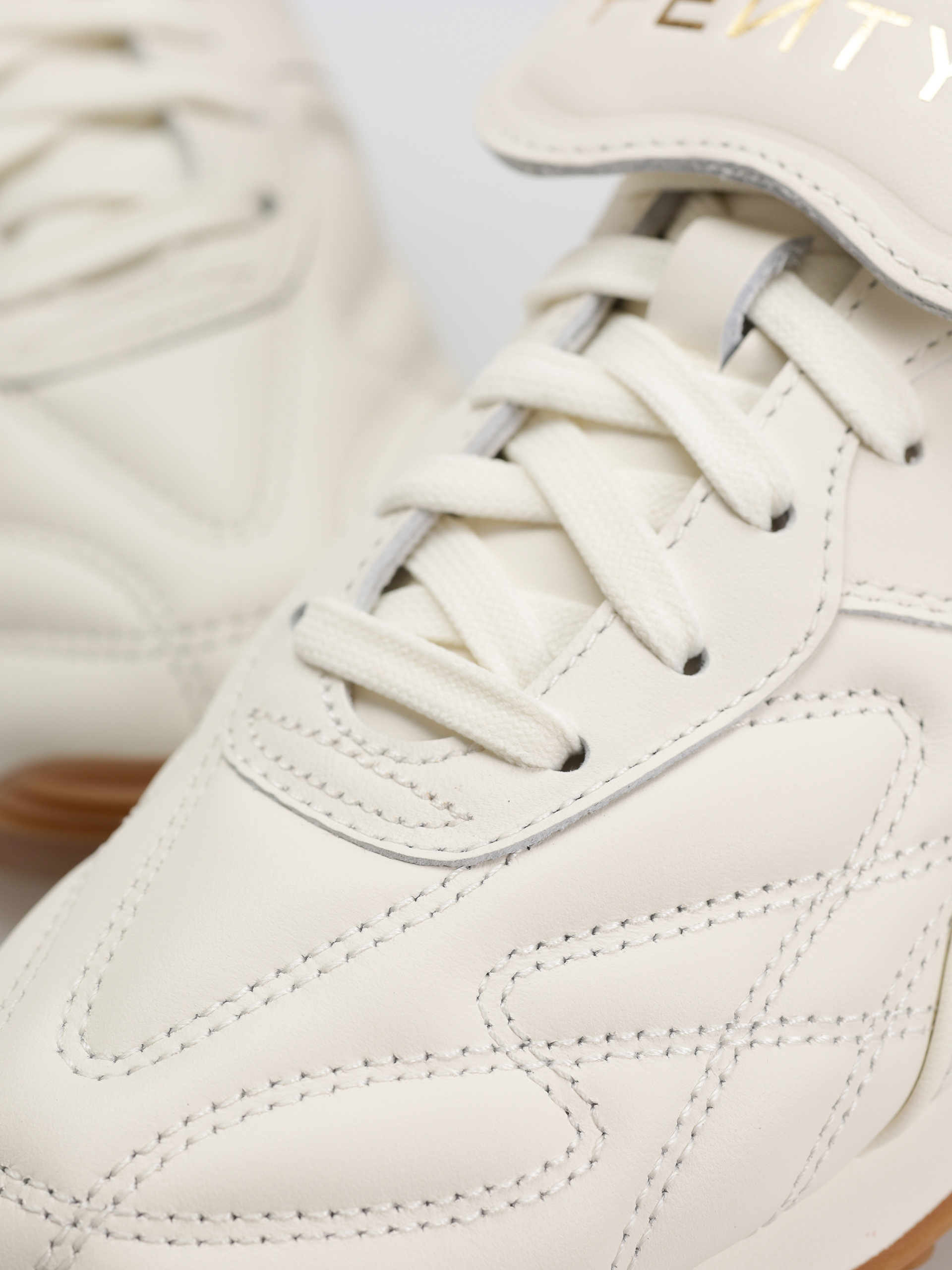 Pantofi Puma X Fenty Avanti VL (warm white)