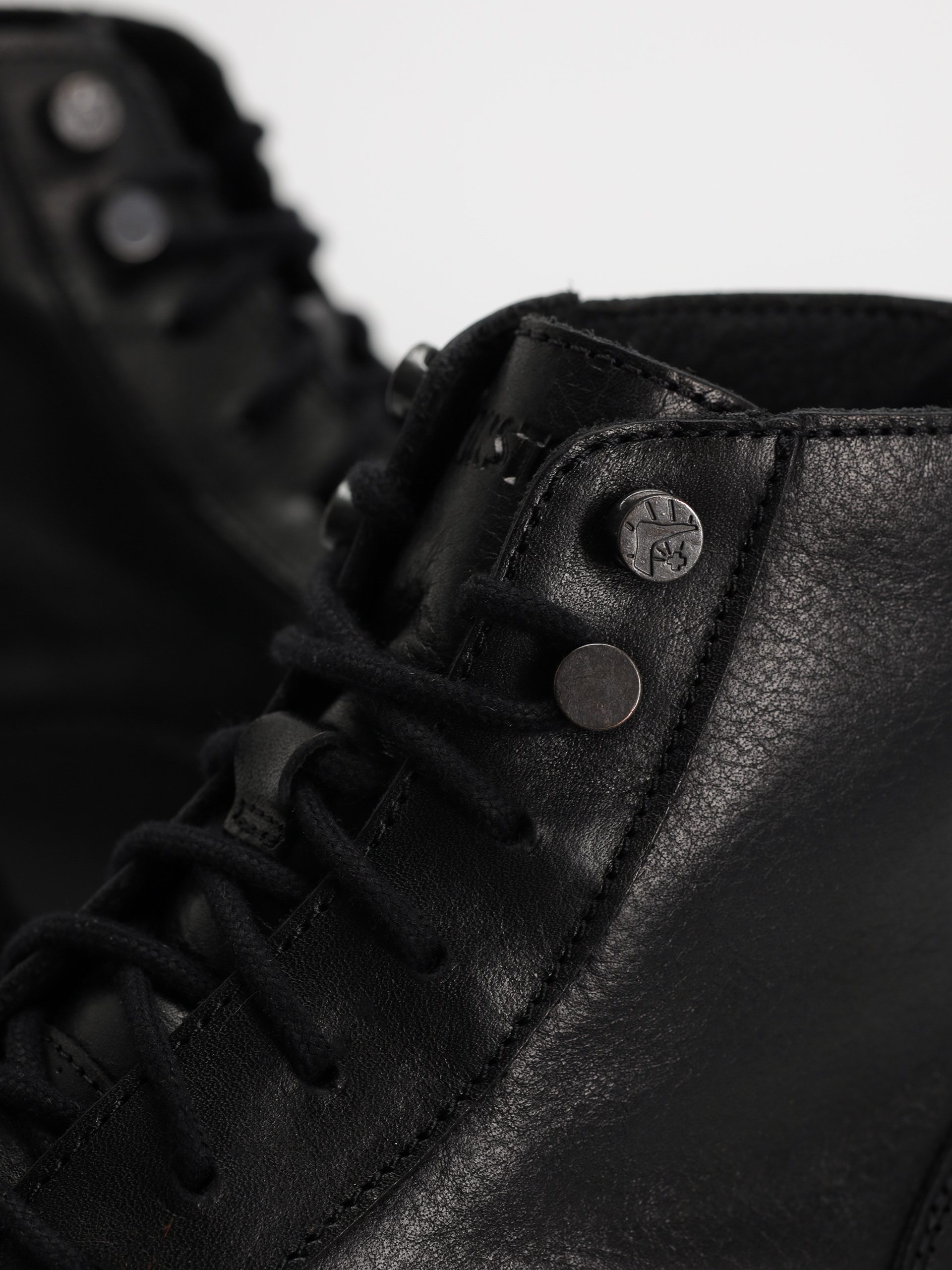 Pantofi Birkenstock Highwood Lace Mid Natural Leather Regular (black)