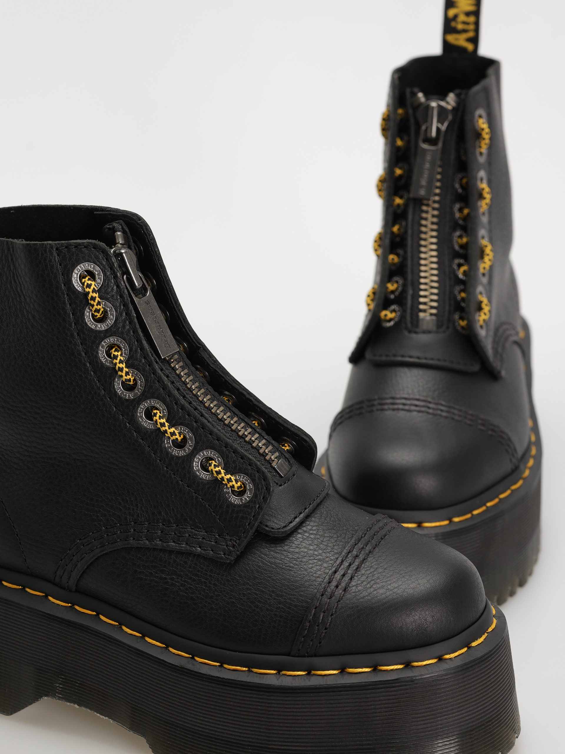 Pantofi Dr. Martens Sinclair Max Wmn (black pisa)