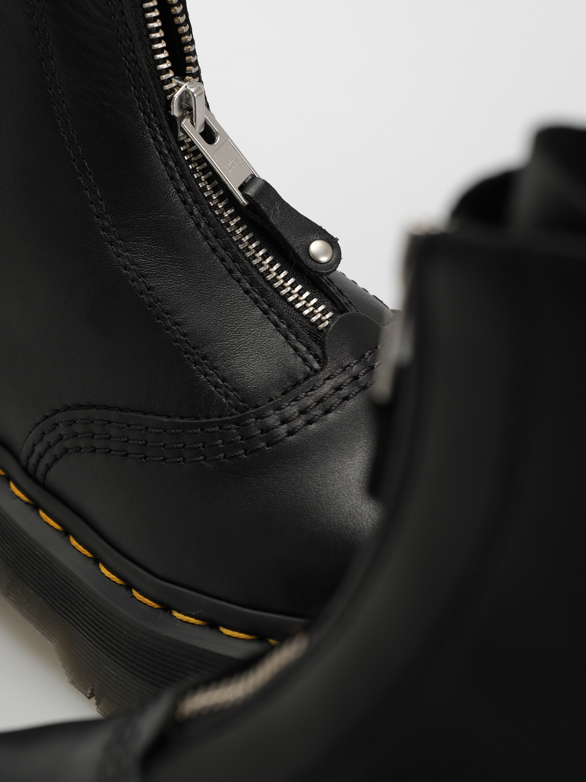 Pantofi Dr. Martens Jetta Wmn (black sendal)