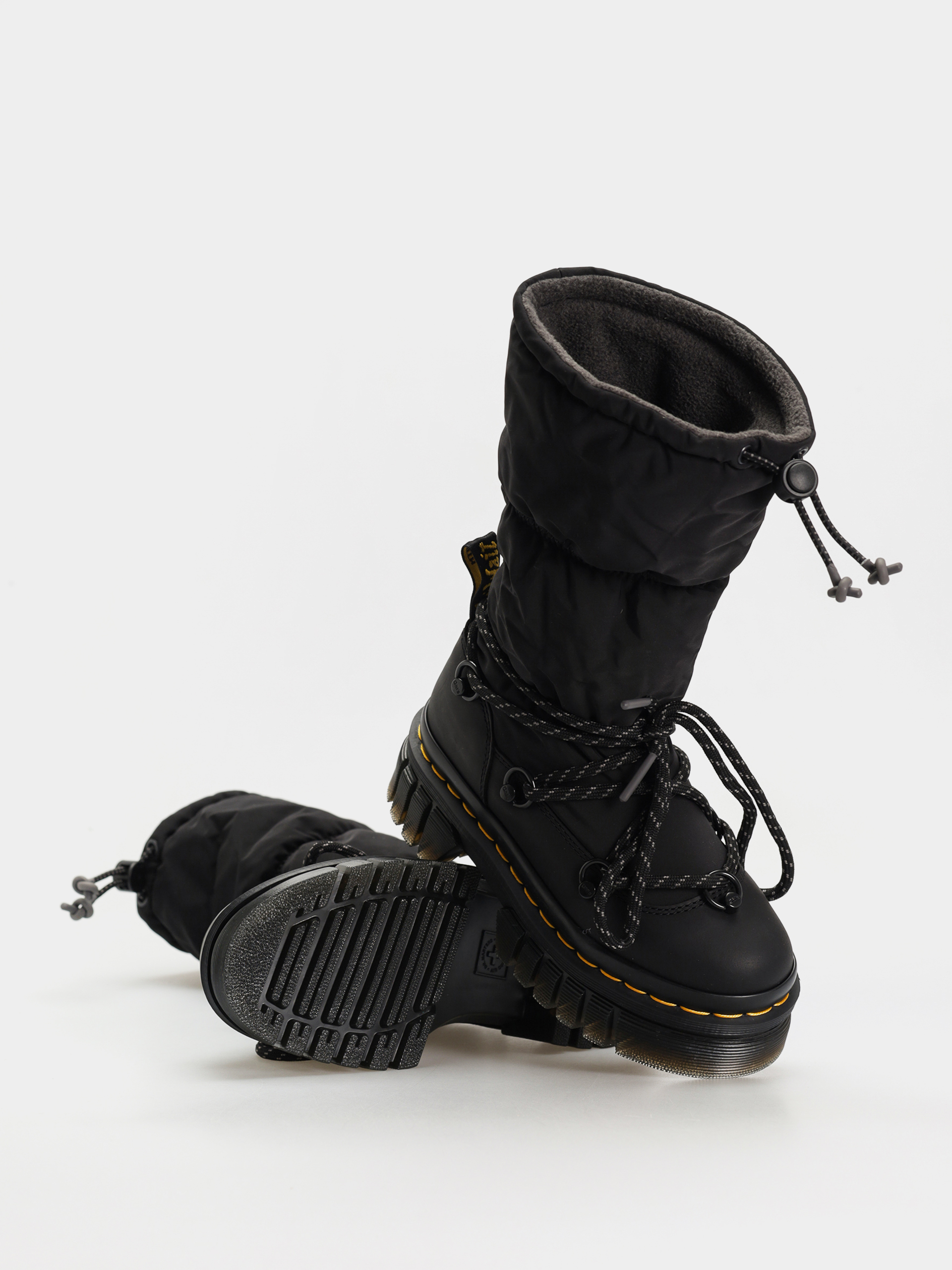Pantofi Dr. Martens Audrick Padded Hi Wmn (black snowplow wp/soft poly)