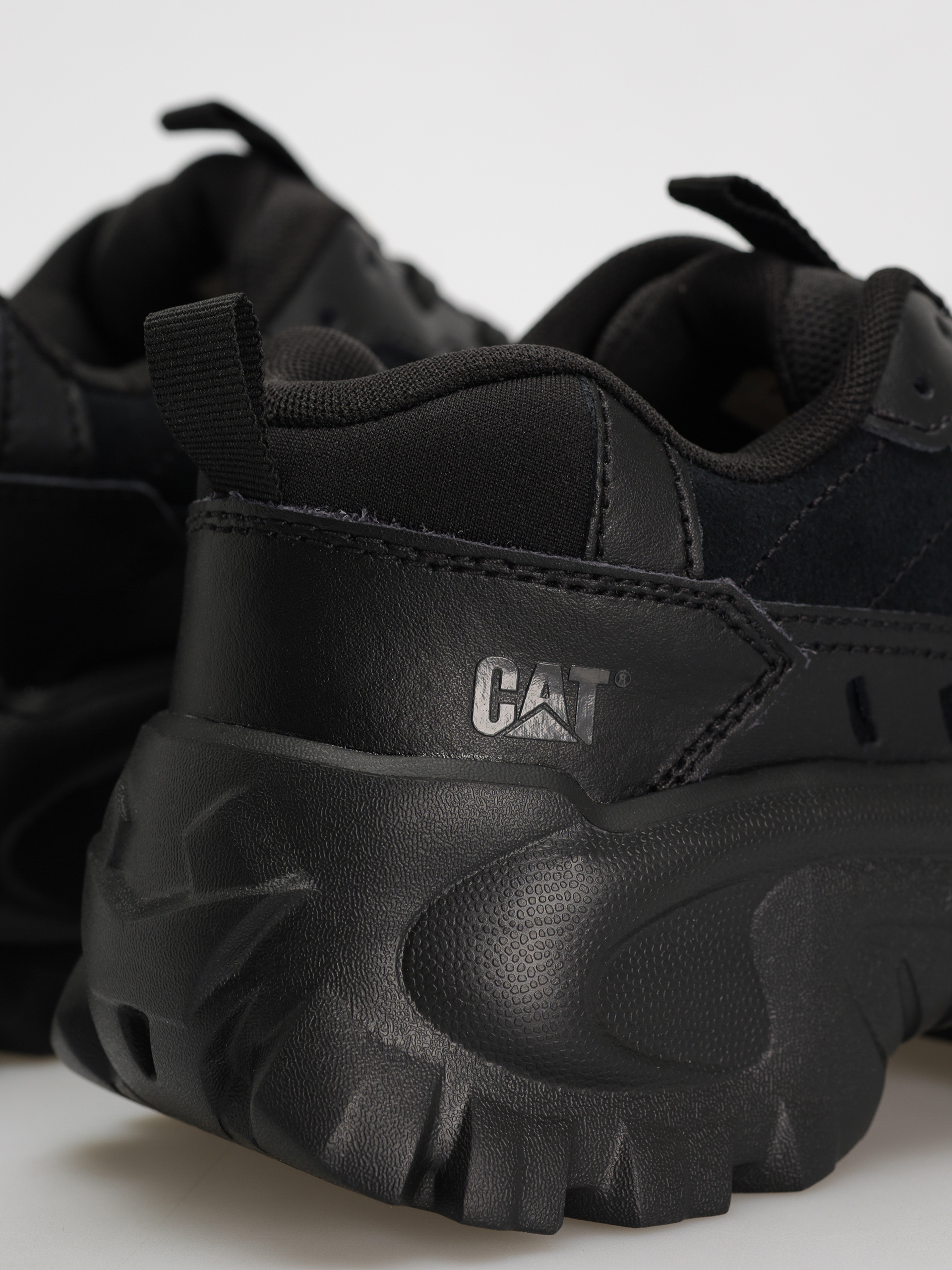 Pantofi Caterpillar Intruder Essential (black/black)