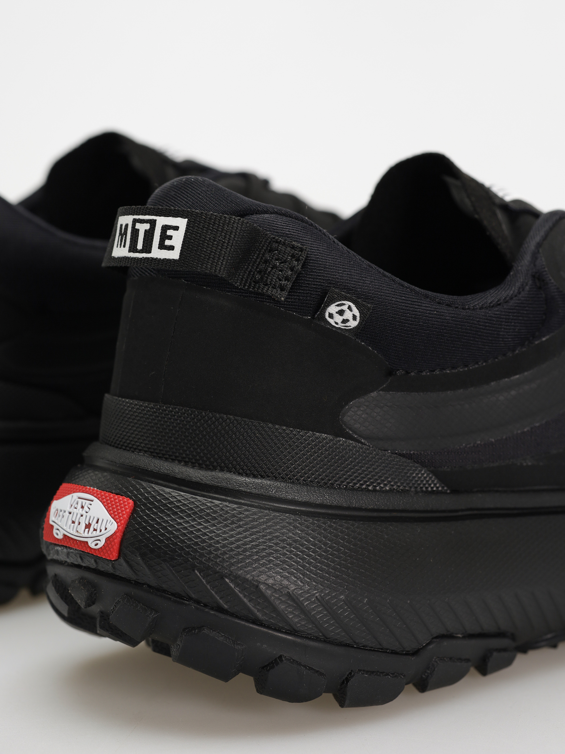 Pantofi Vans Crosspath MTE (black/black)