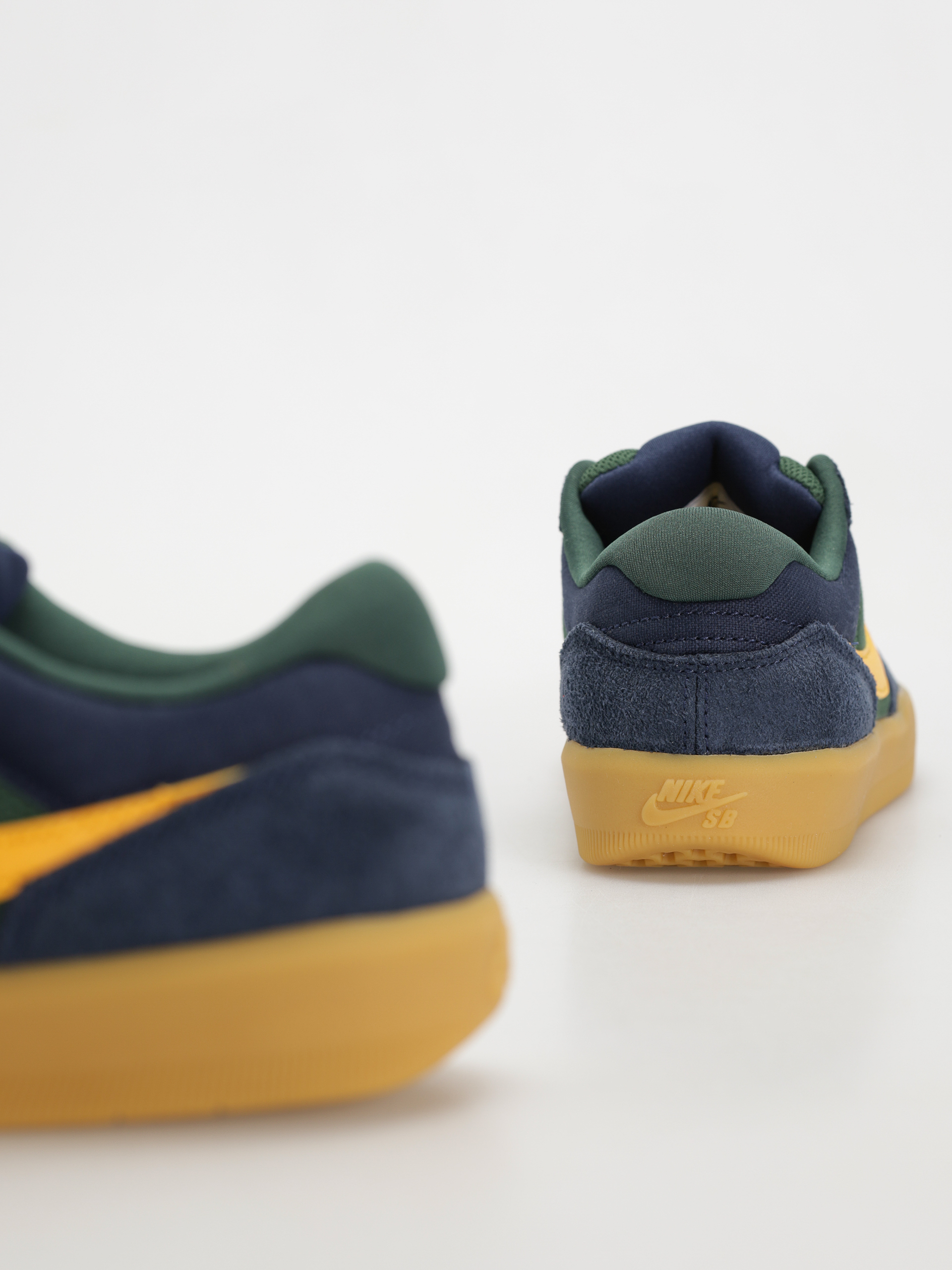 Pantofi Nike SB Force 58 (midnight navy/university gold fir)