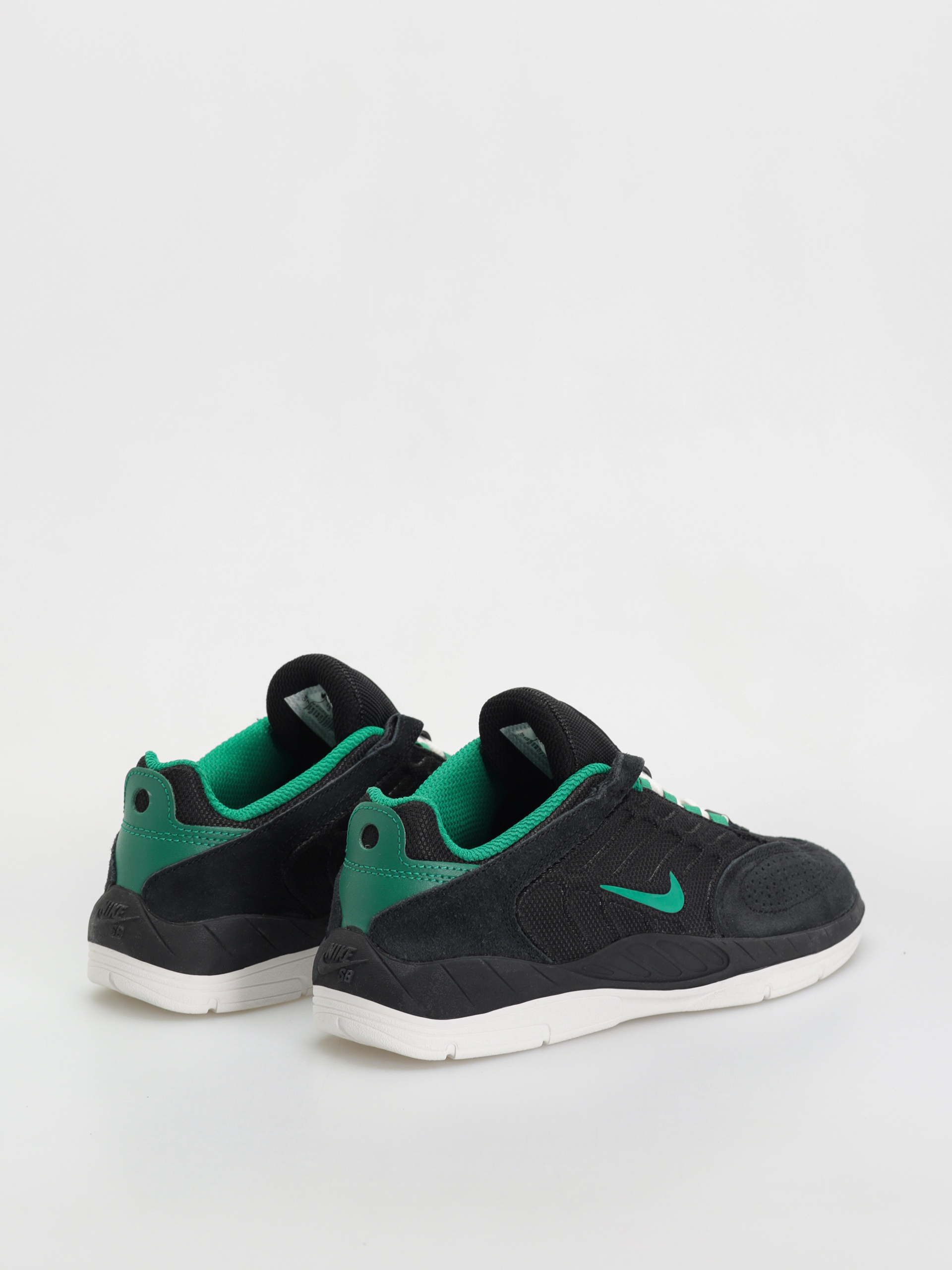 Pantofi Nike SB Vertebrae - negru, verde (black/malachite black