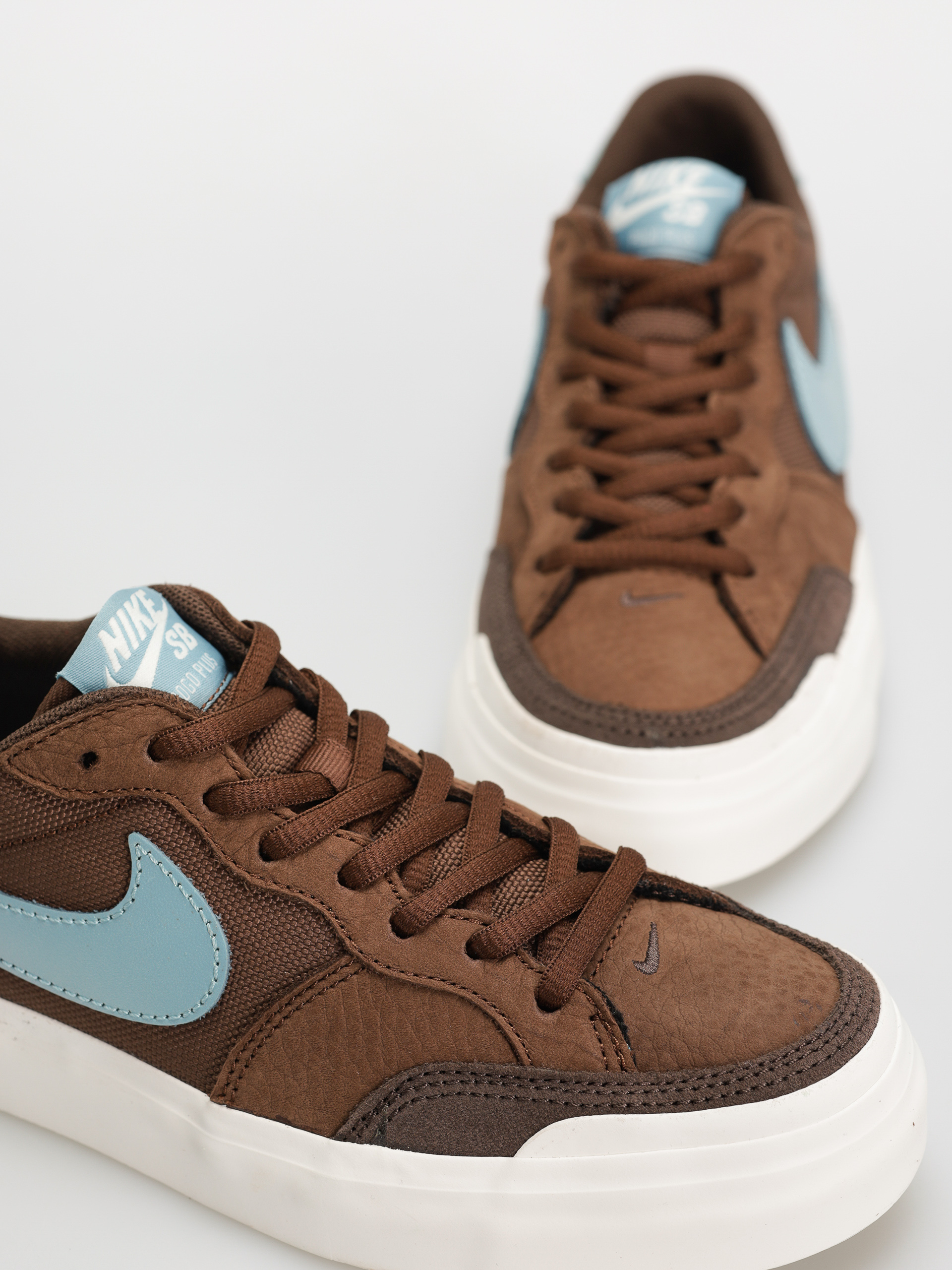 Pantofi Nike SB Zoom Pogo Plus (cacao wow/denim turq baroque brown sail)