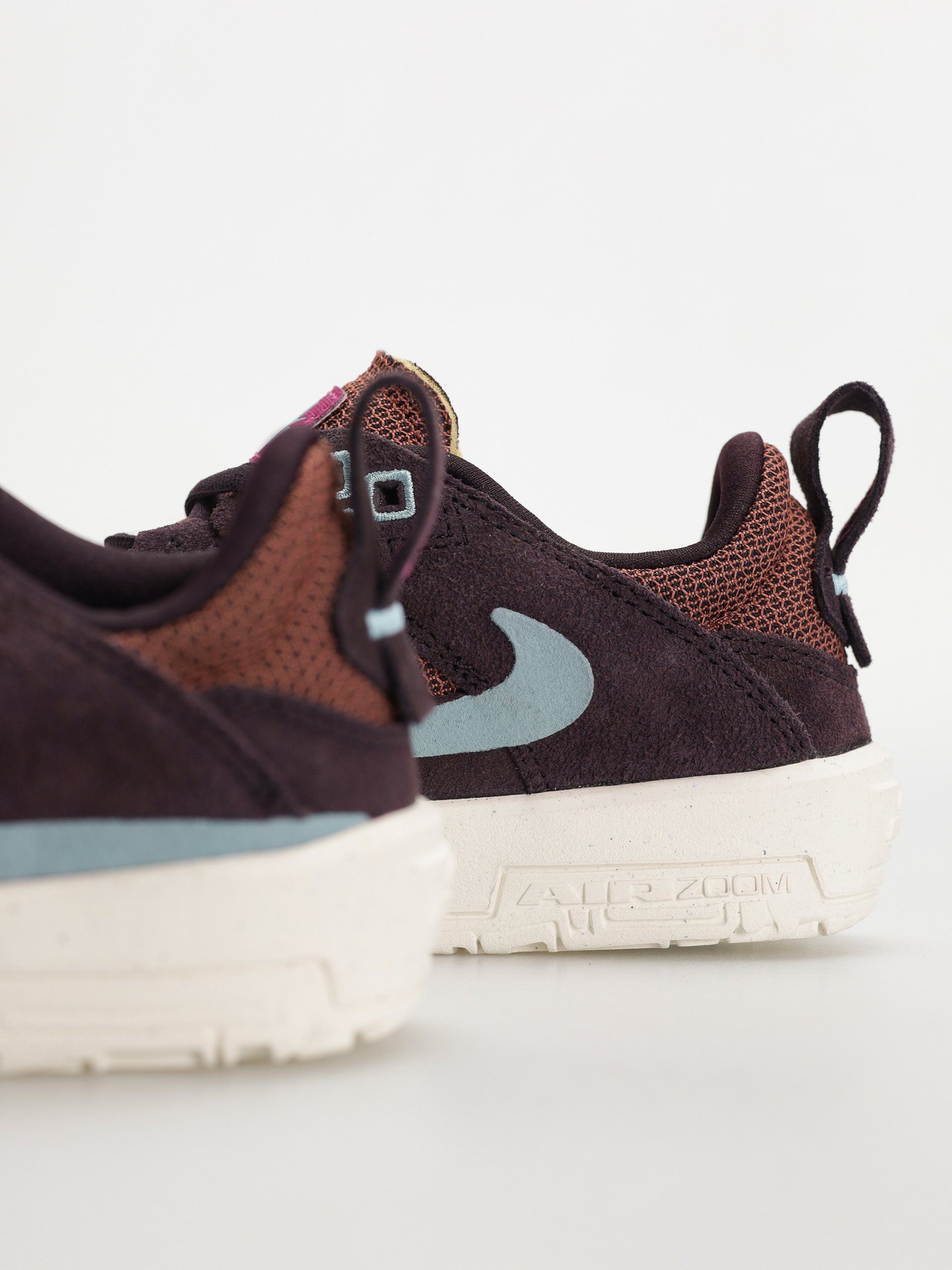 Pantofi Nike SB Day One JR (burgundy ash/denim turq dark pony sail)