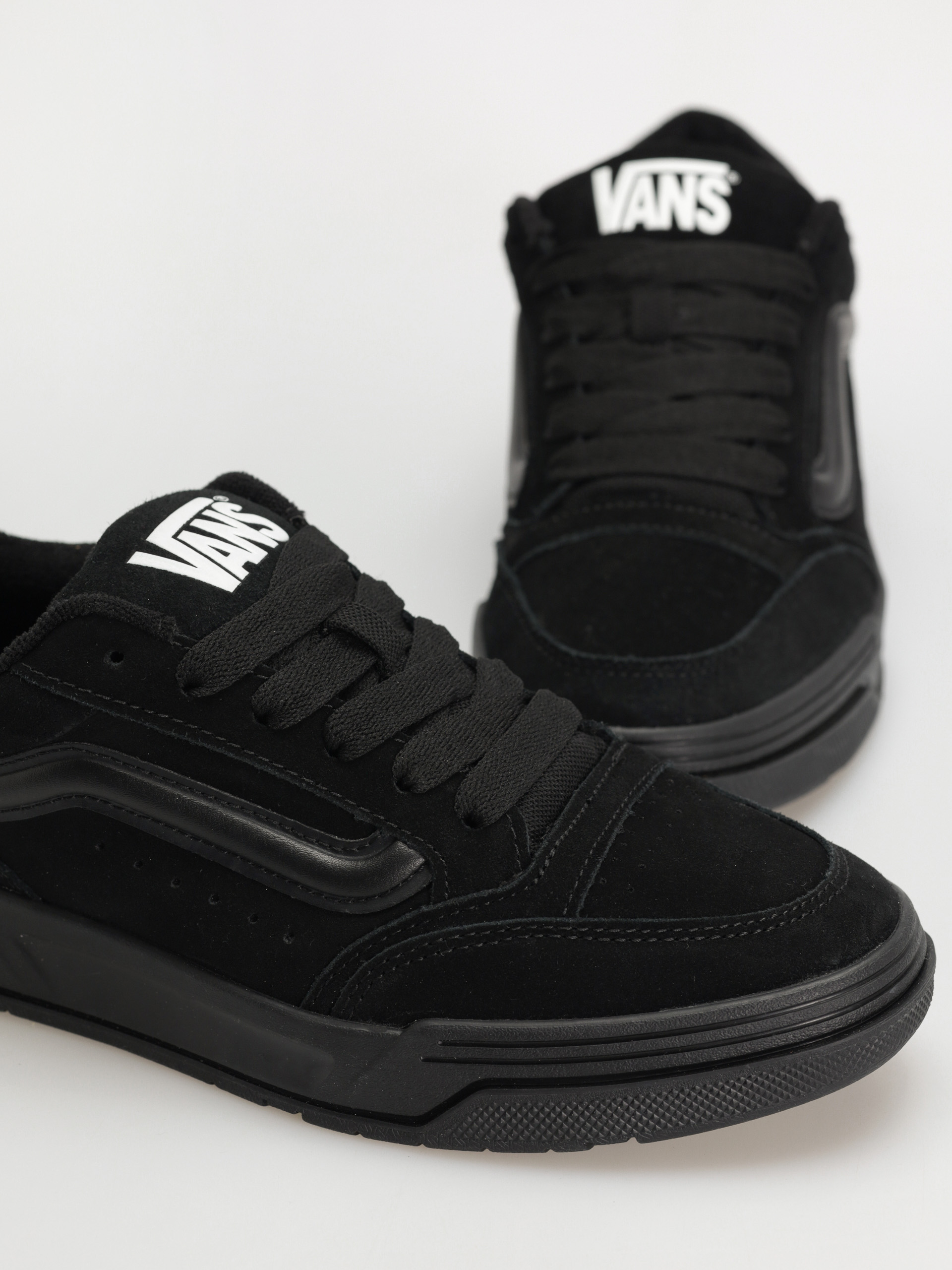Pantofi Vans Hylane (black/black)