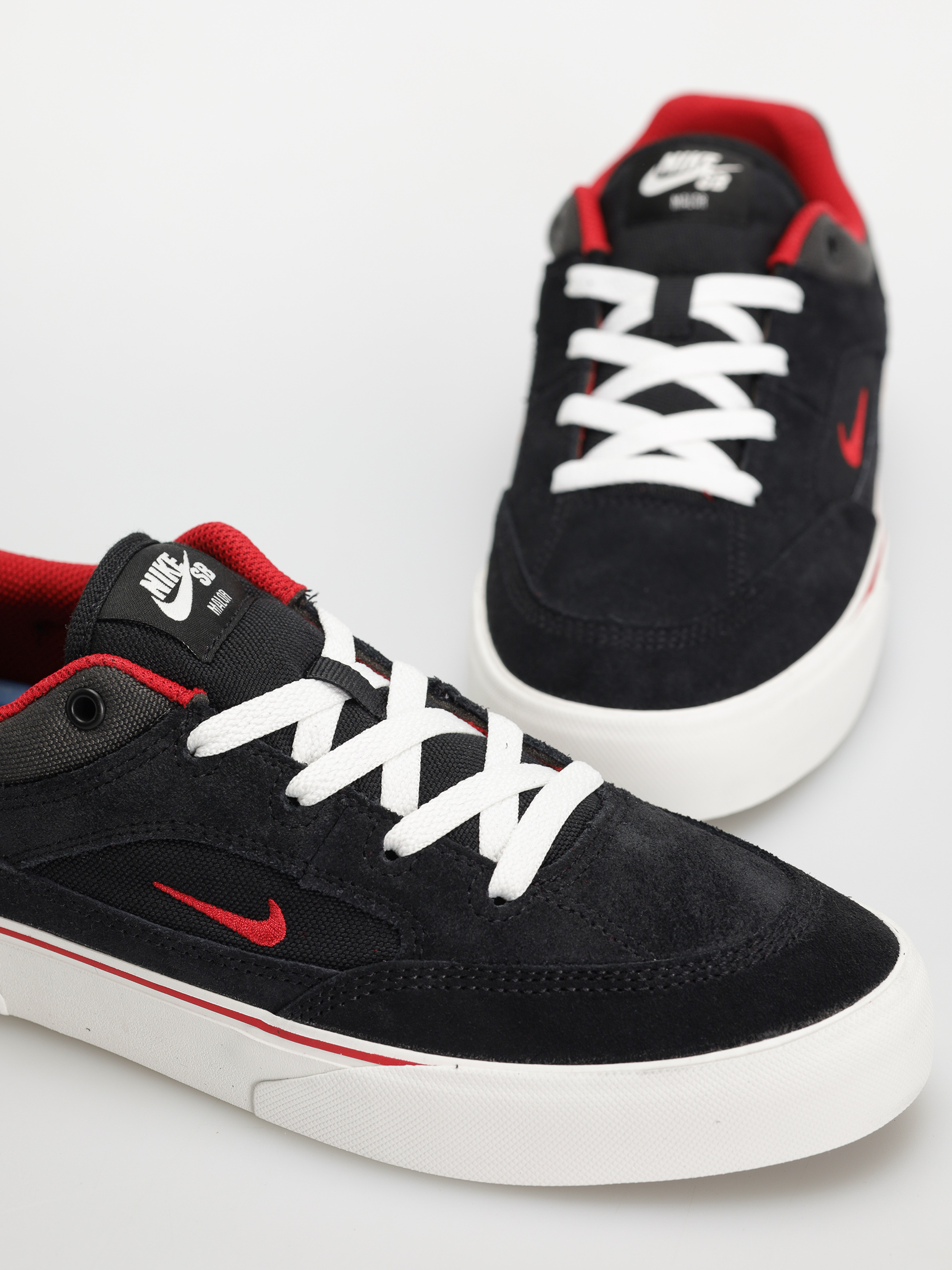 Pantofi Nike SB Malor (black/gym red black anthracite)