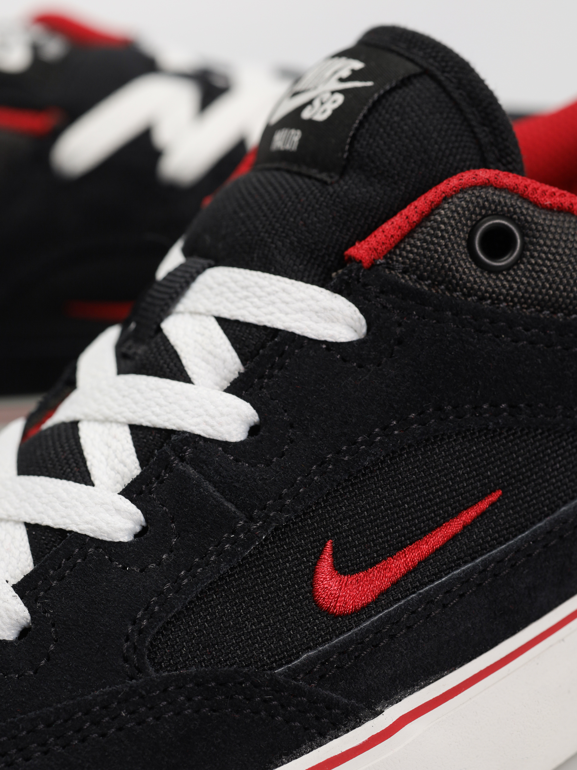 Pantofi Nike SB Malor (black/gym red black anthracite)