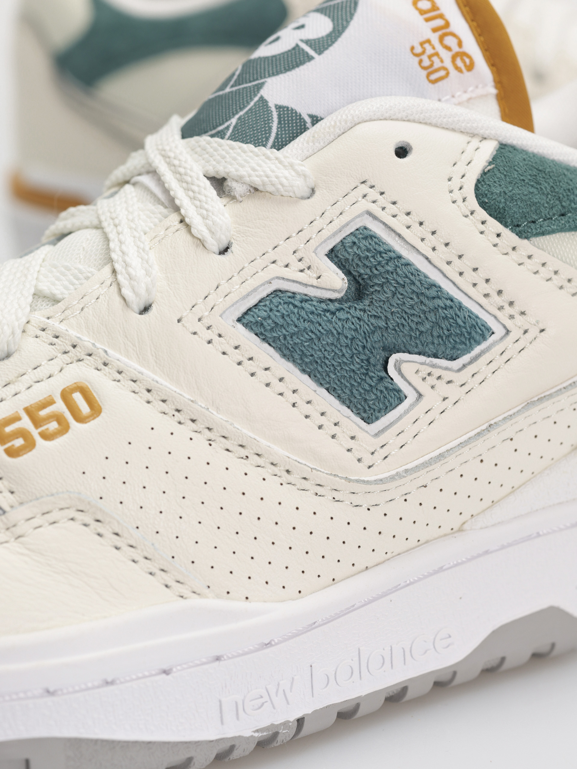 Pantofi New Balance 550 (white)